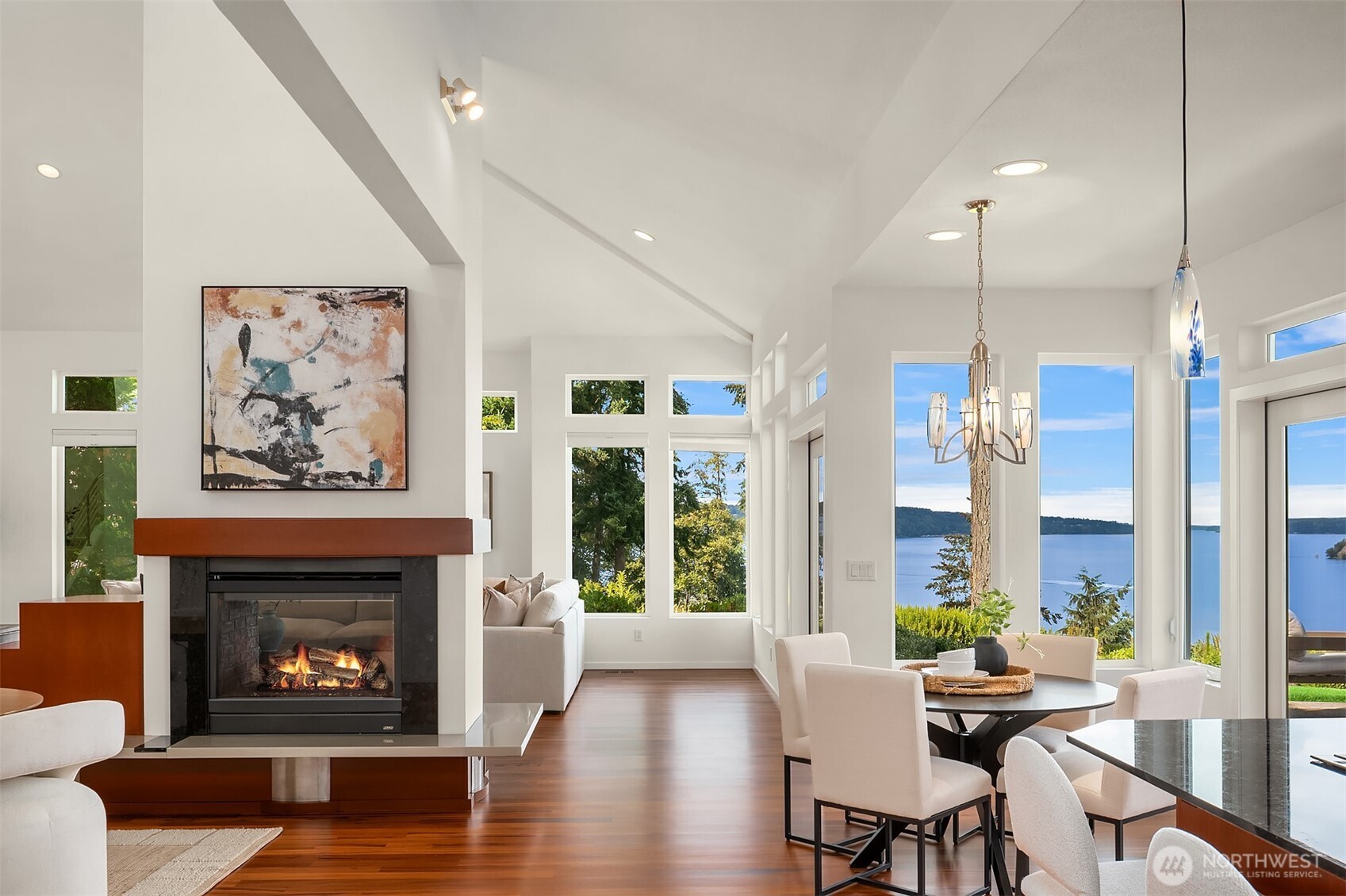 property viewer photo 6