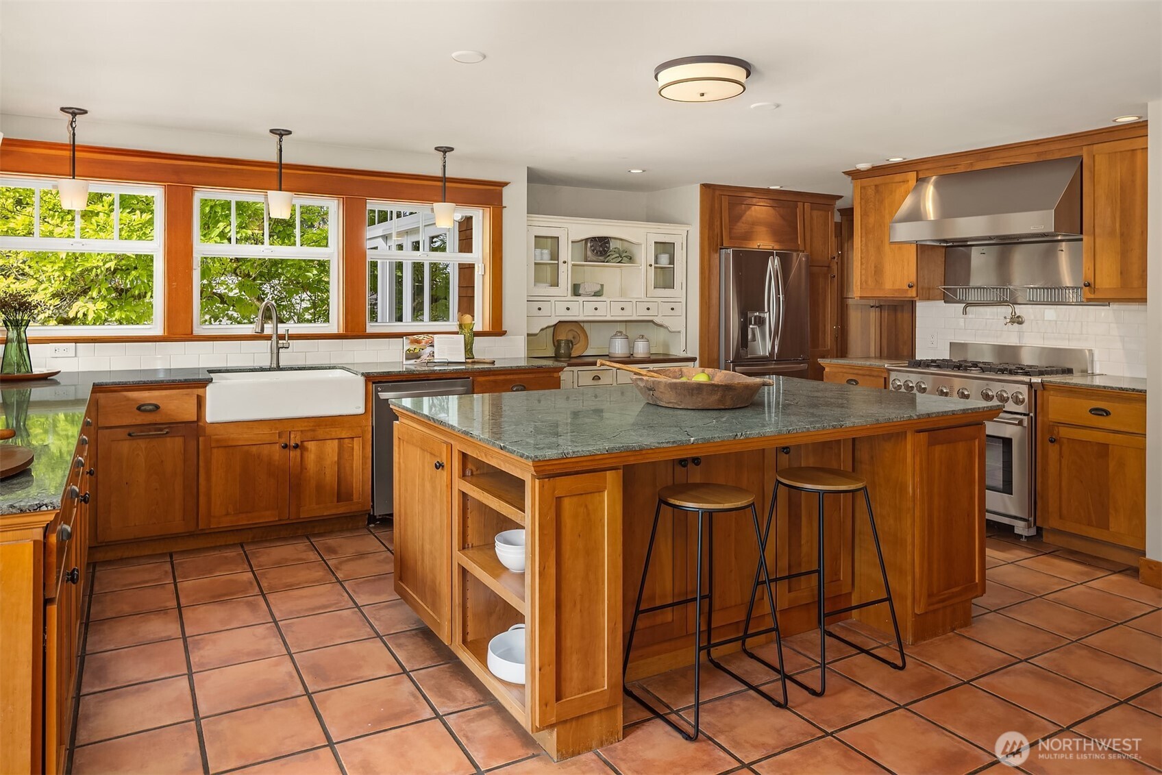 property viewer photo 14
