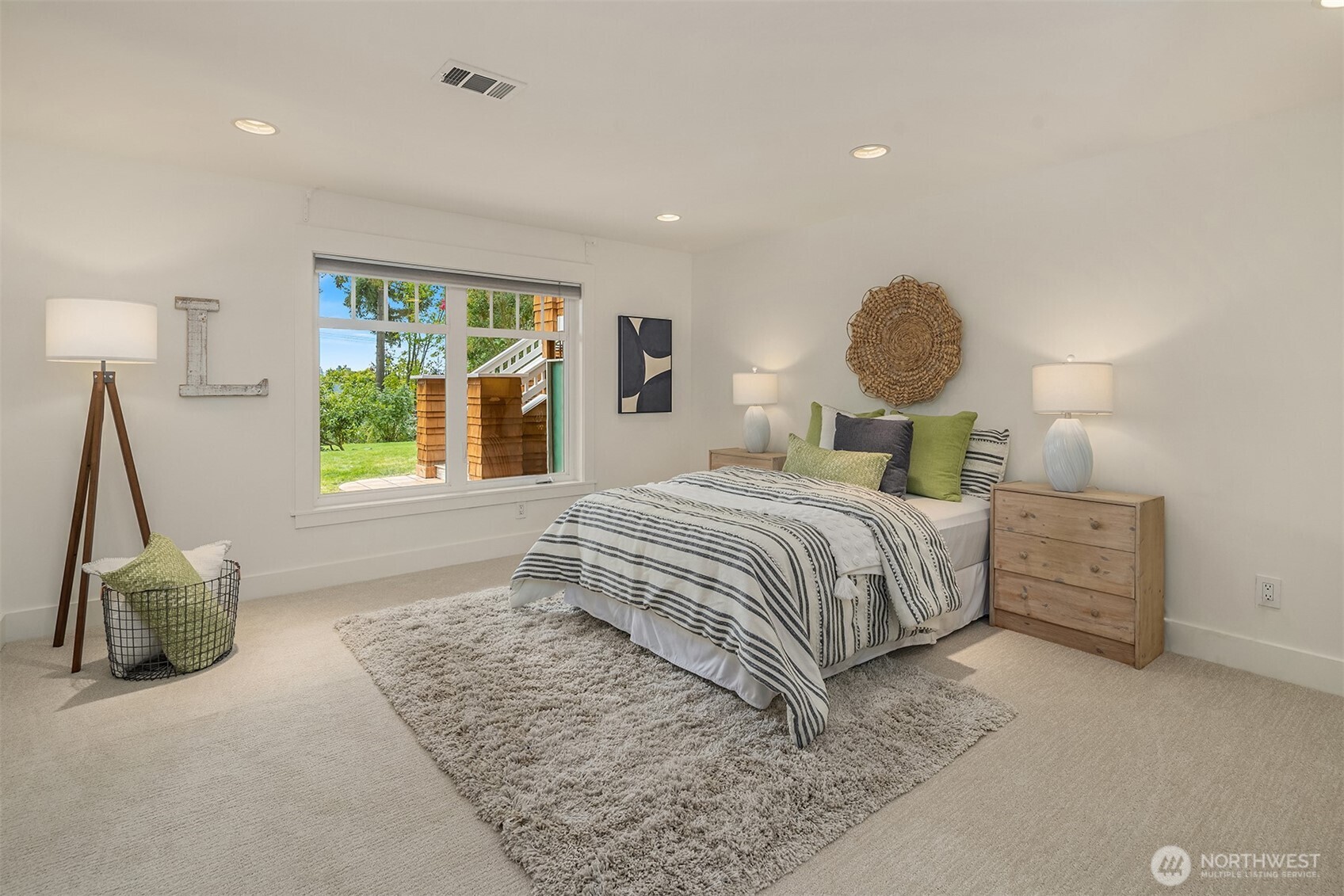 property viewer photo 29