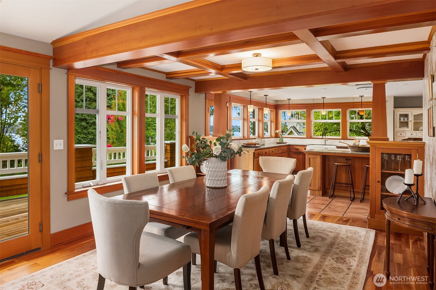 property viewer photo 6