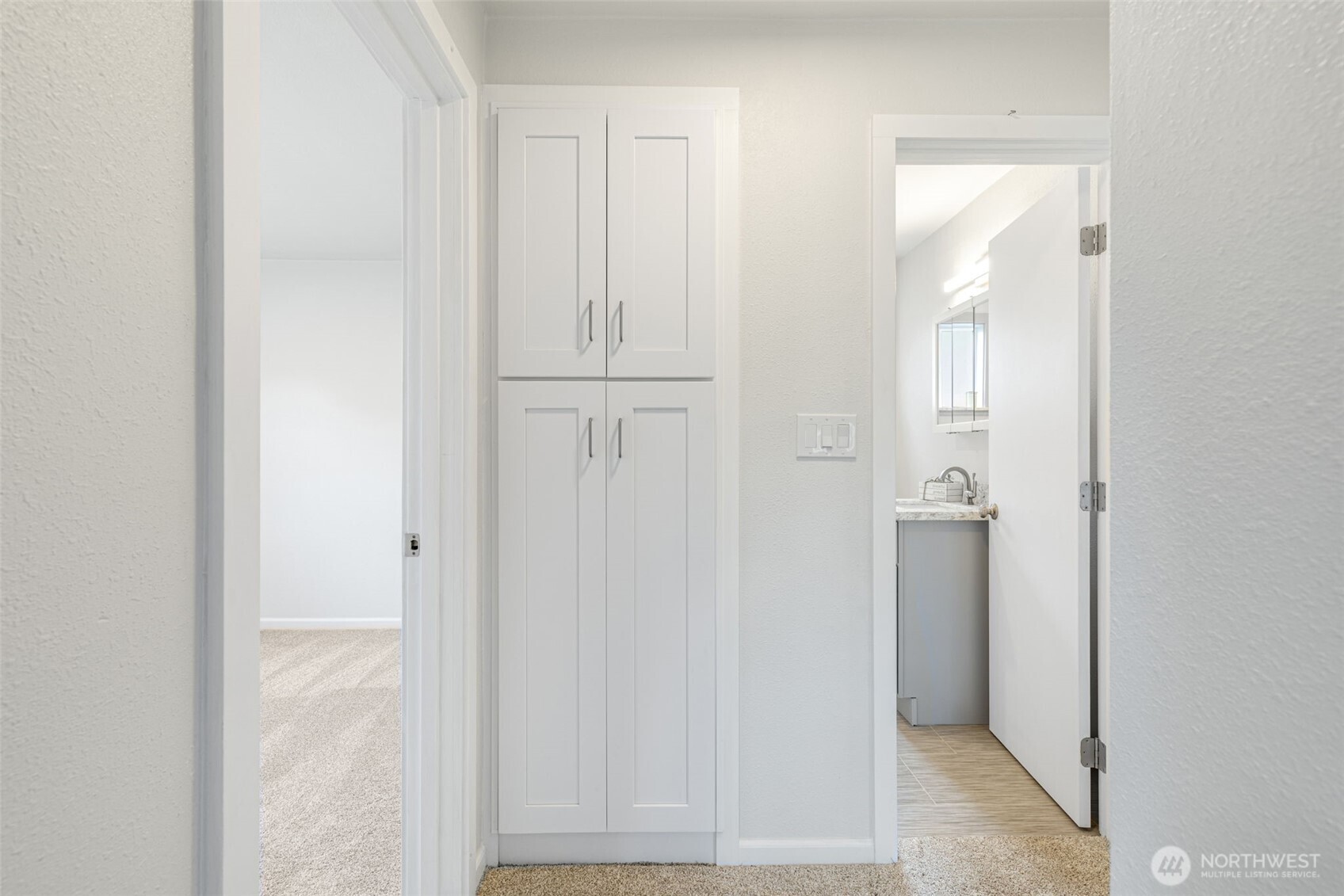 property viewer photo 19