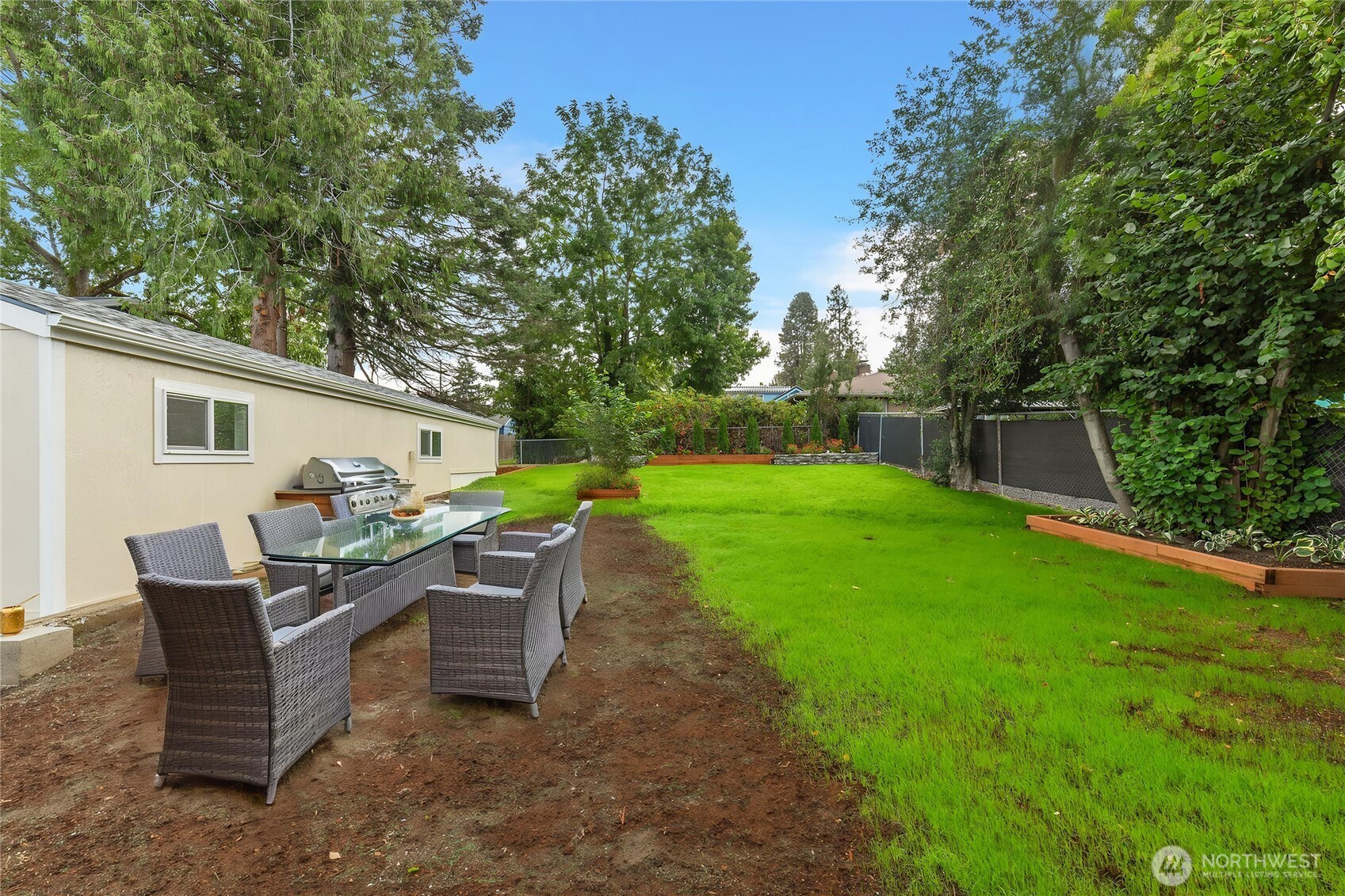property viewer photo 32