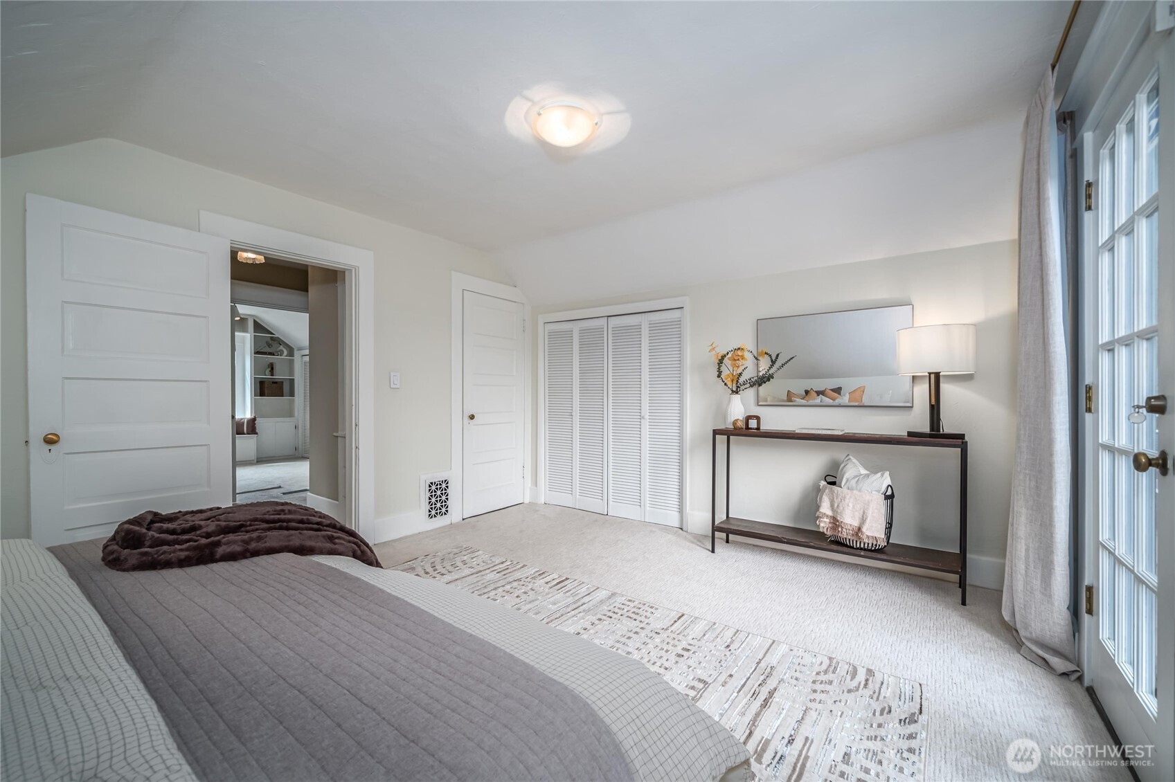 property viewer photo 14