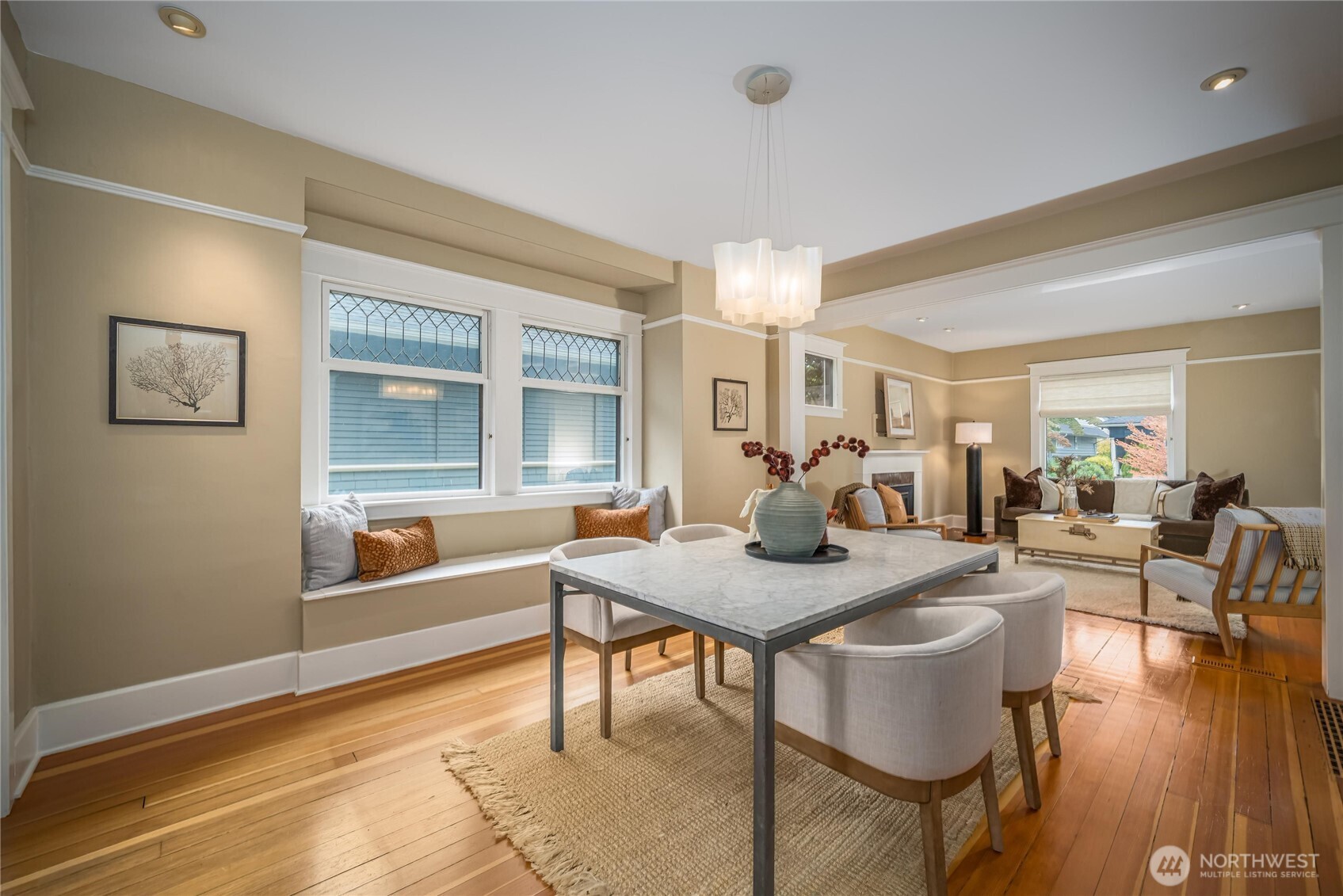 property viewer photo 5