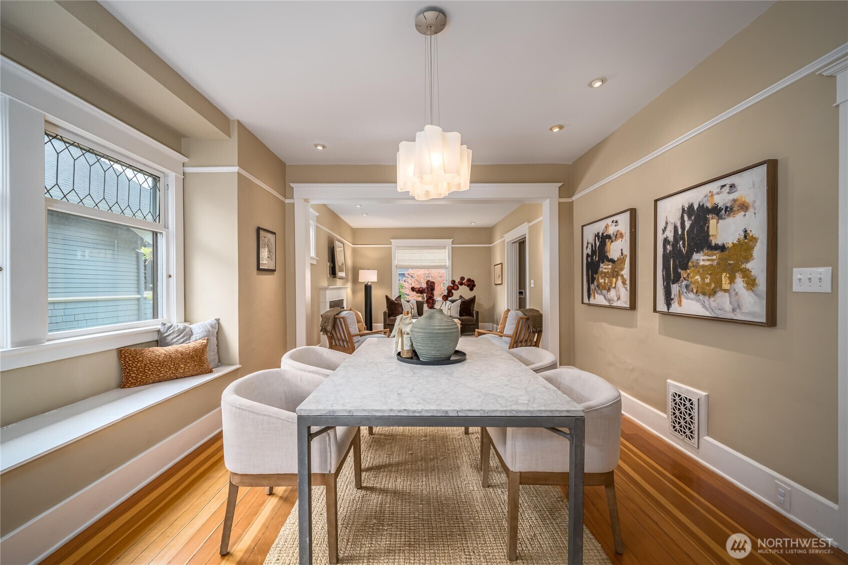 property viewer photo 6