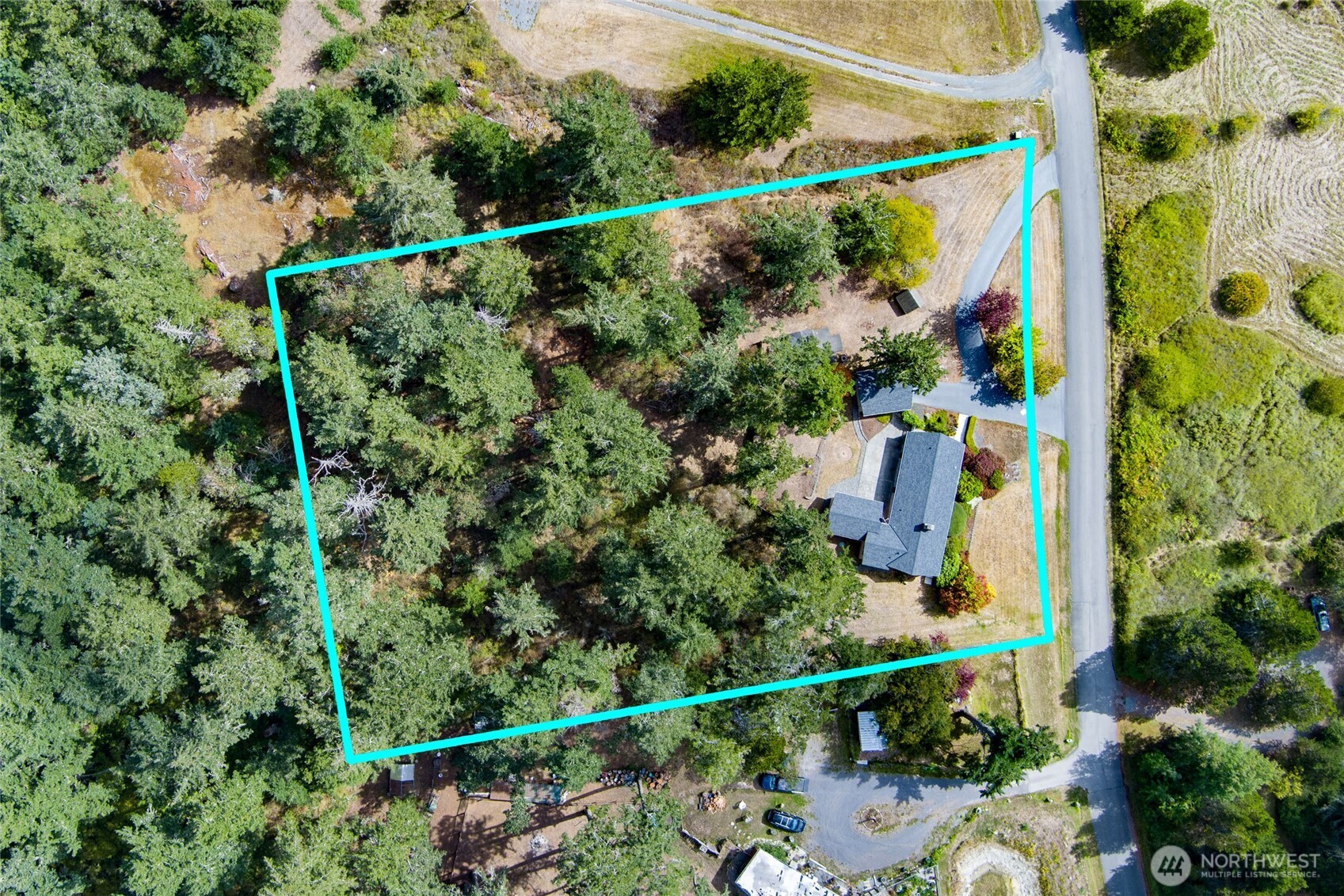 main property photo 38