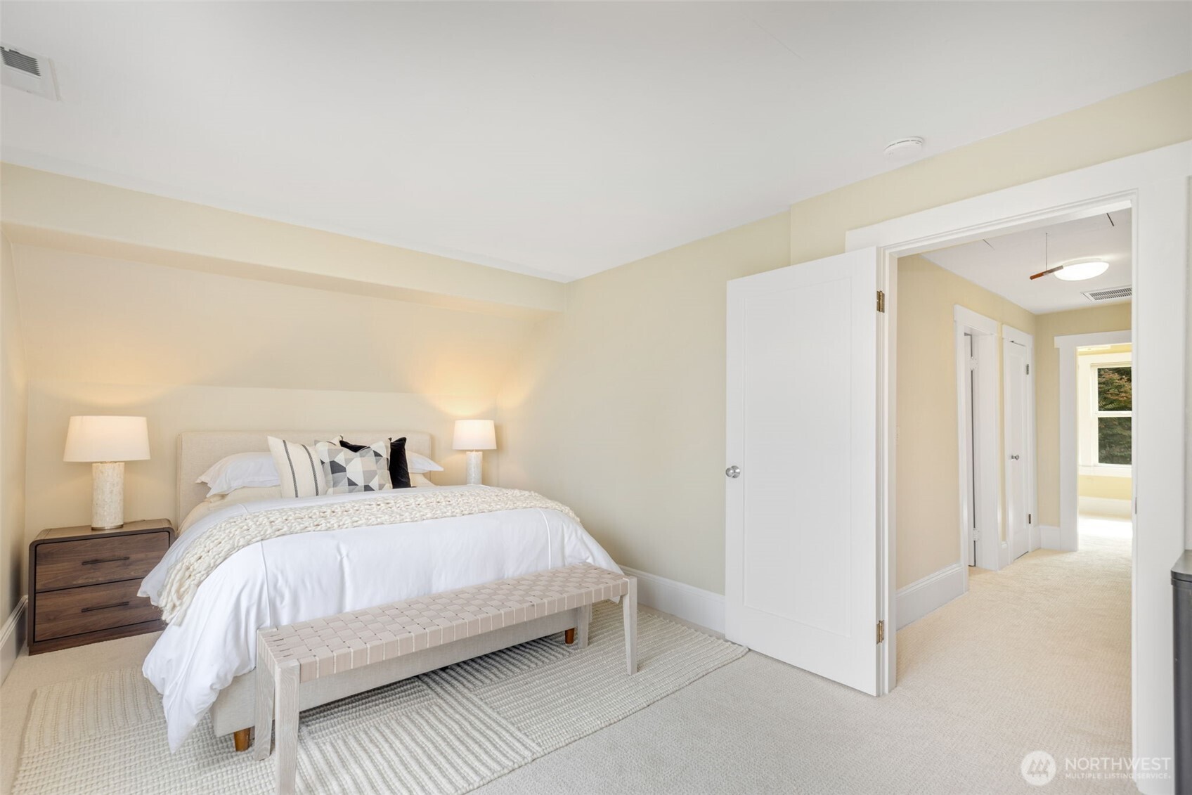 property viewer photo 20