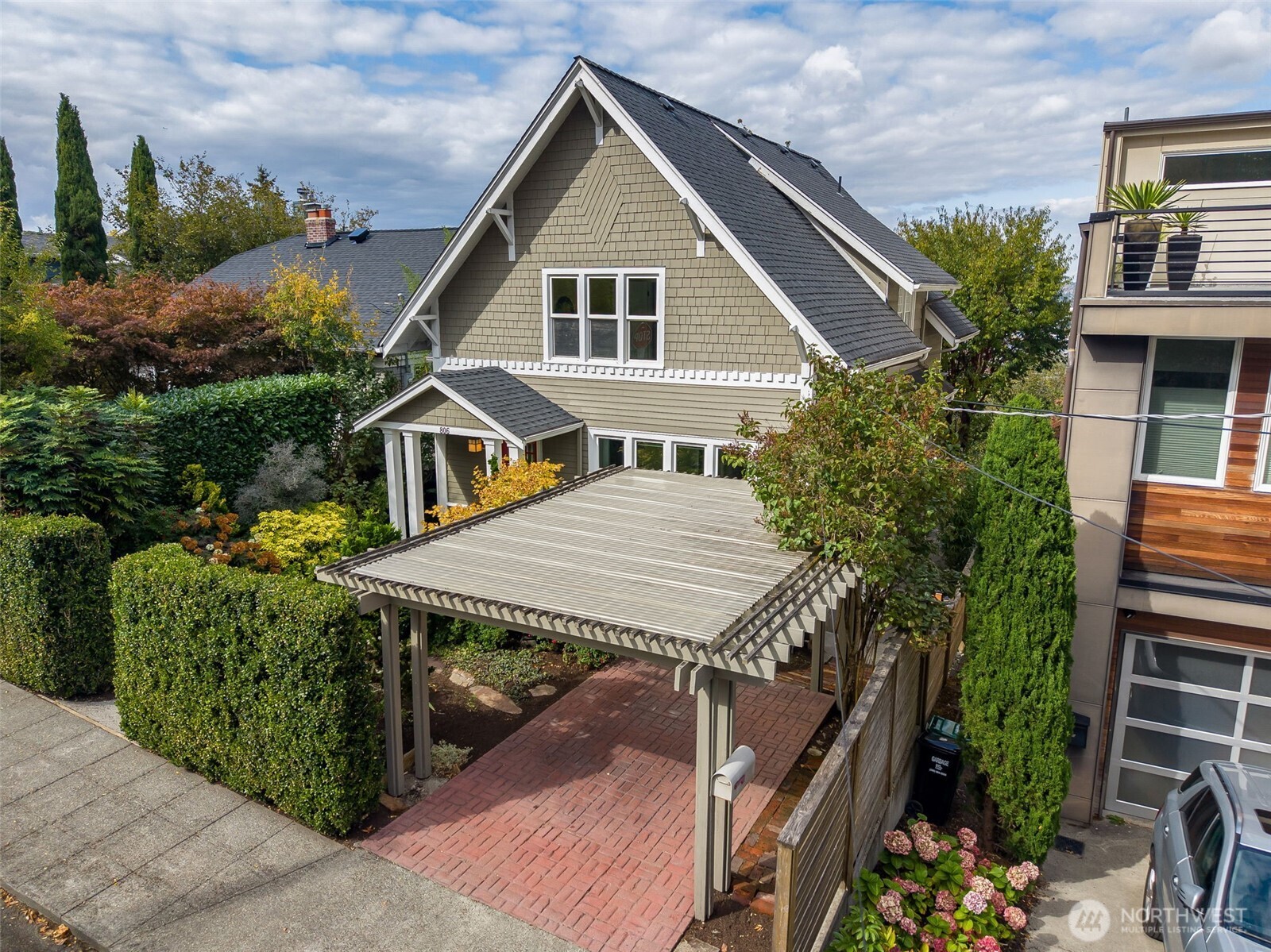 property viewer photo 36