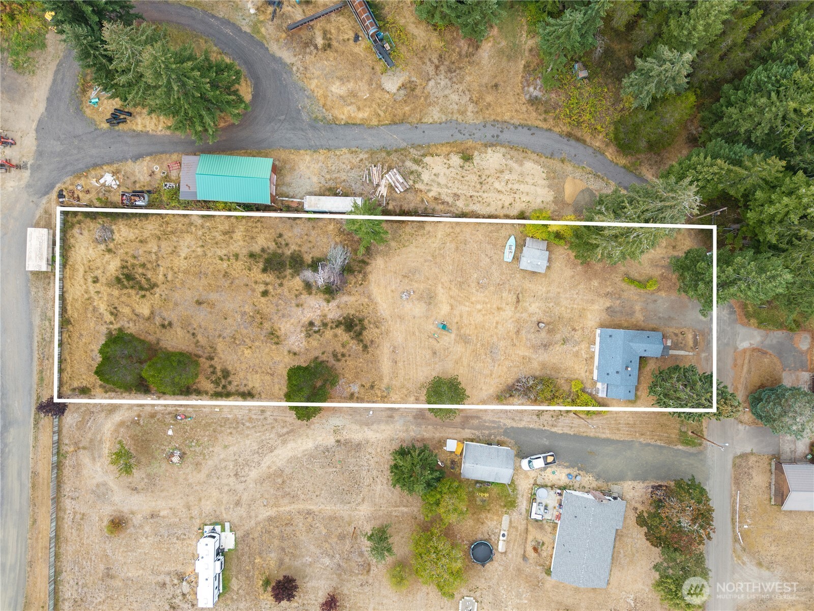 main property photo 15