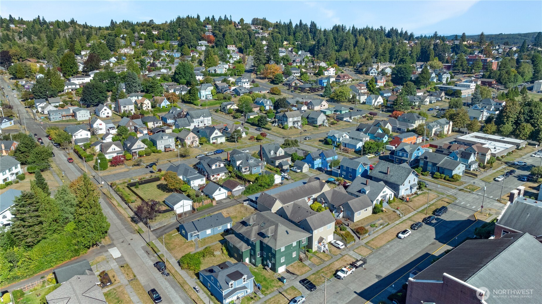 main property photo 10