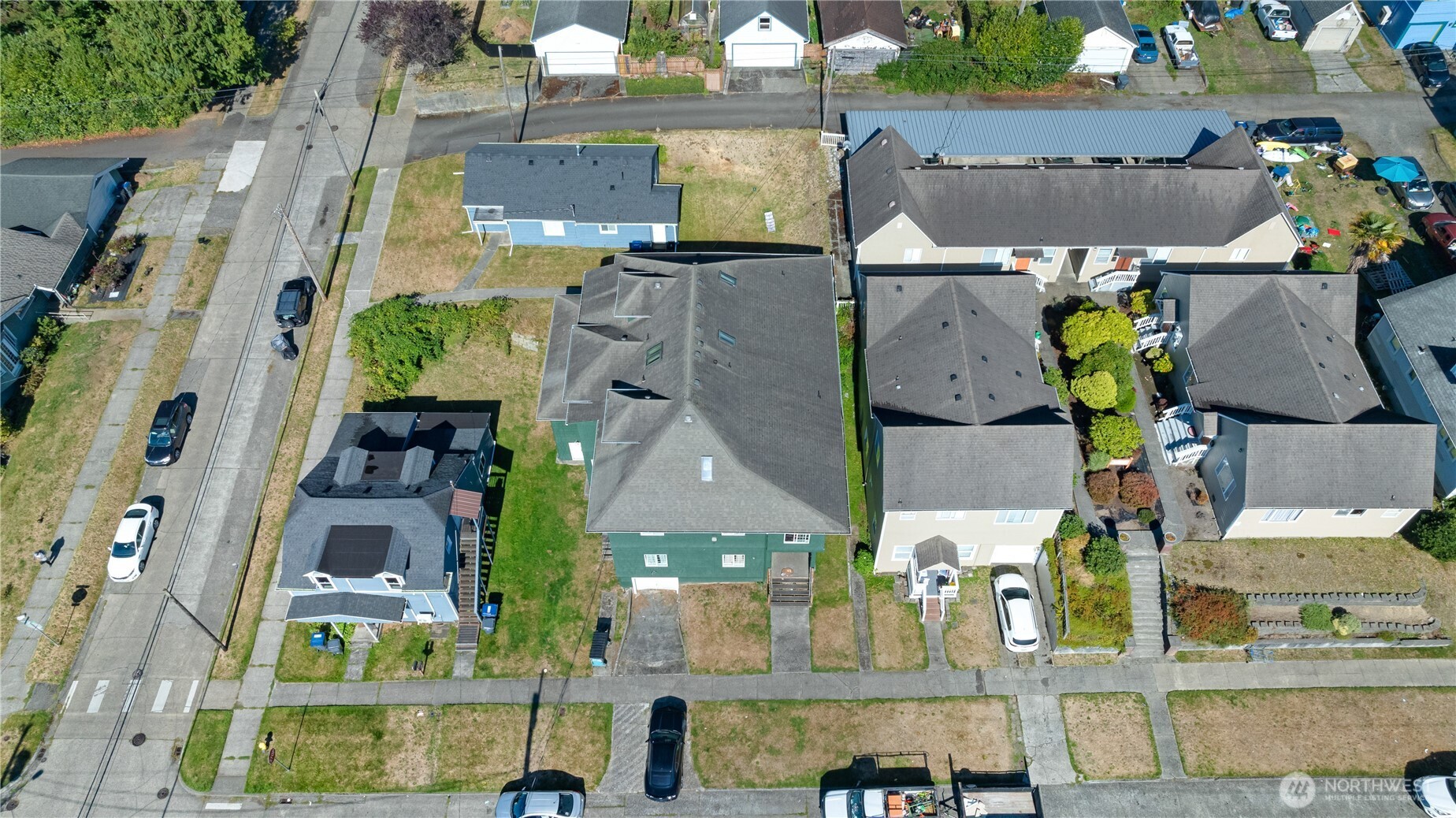 main property photo 8