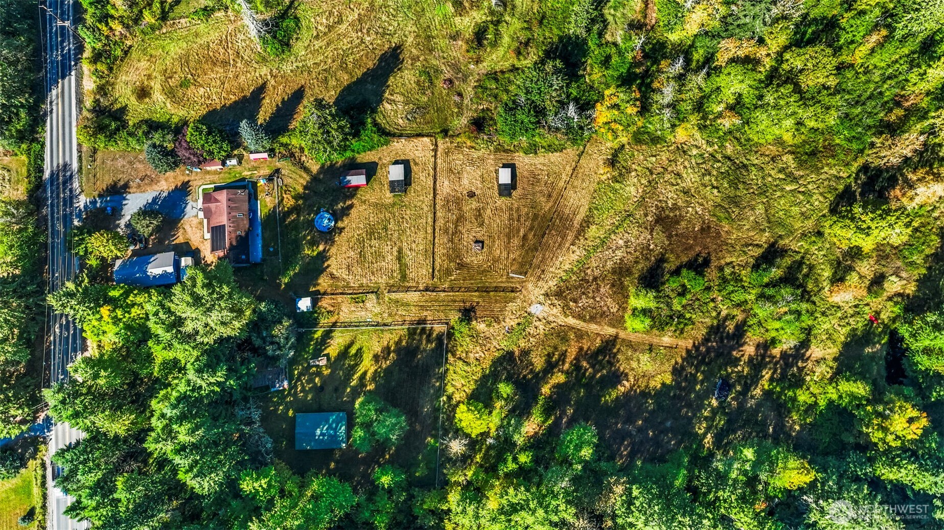 main property photo 35