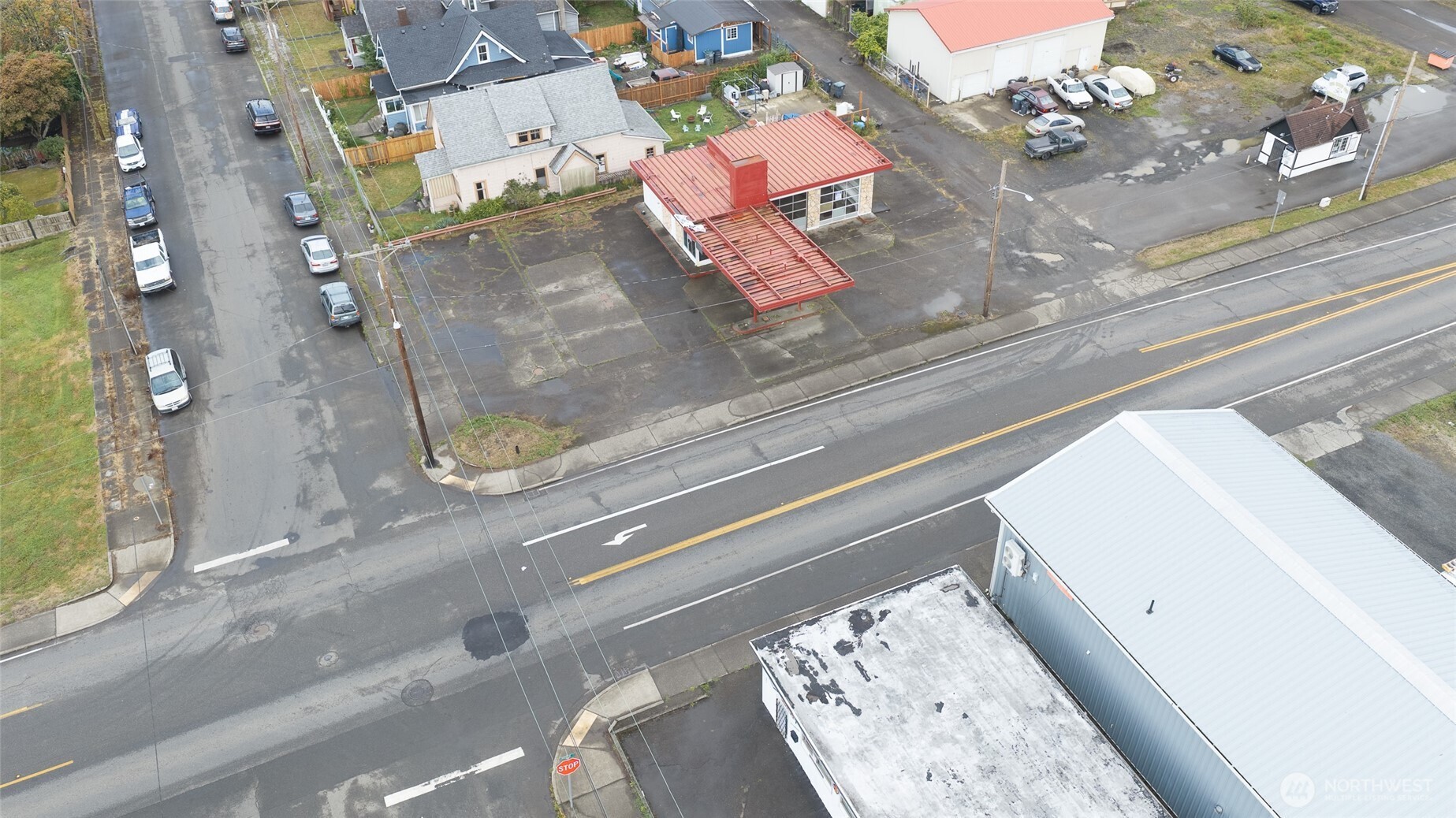 main property photo 6