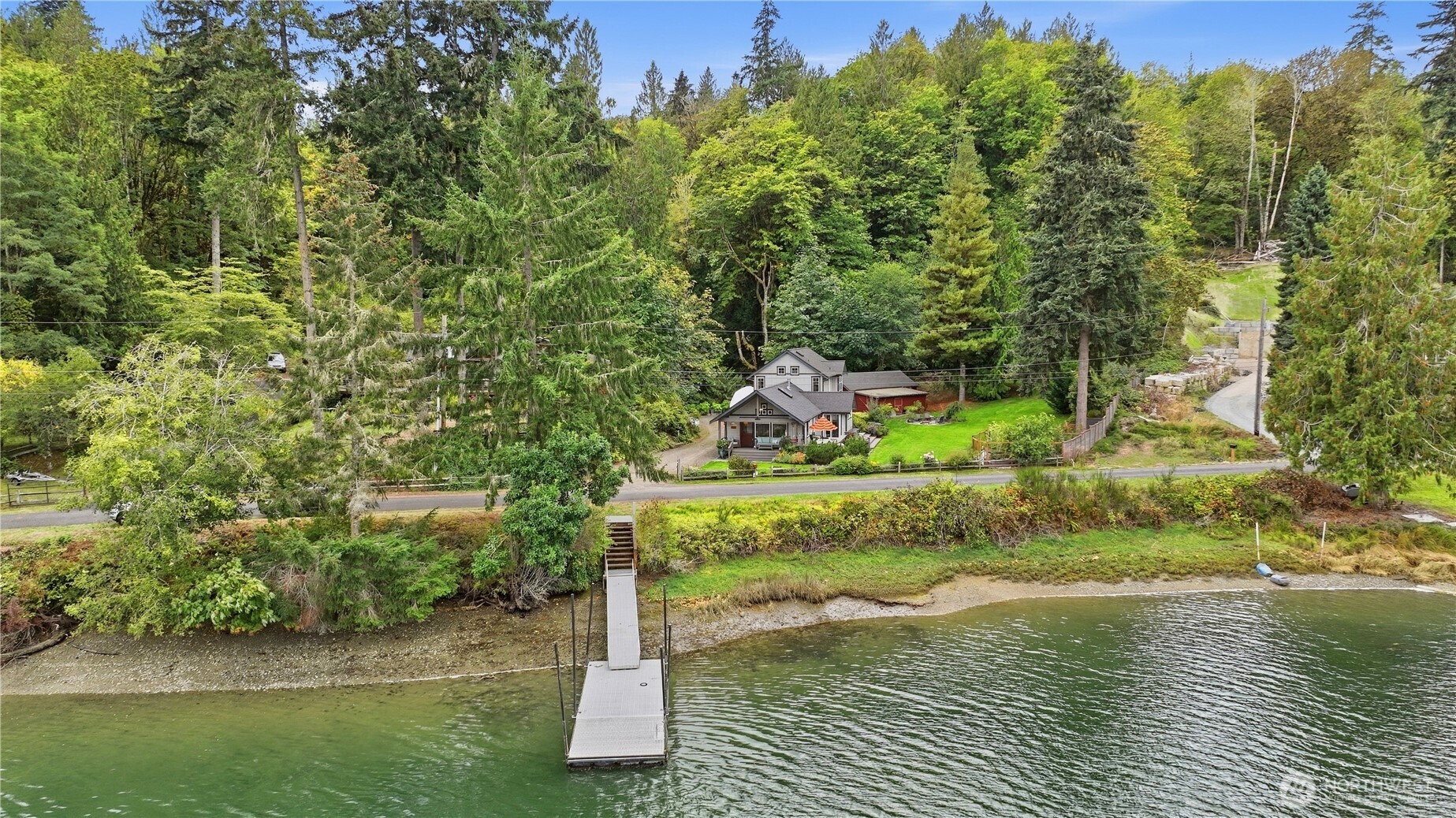 main property photo 35