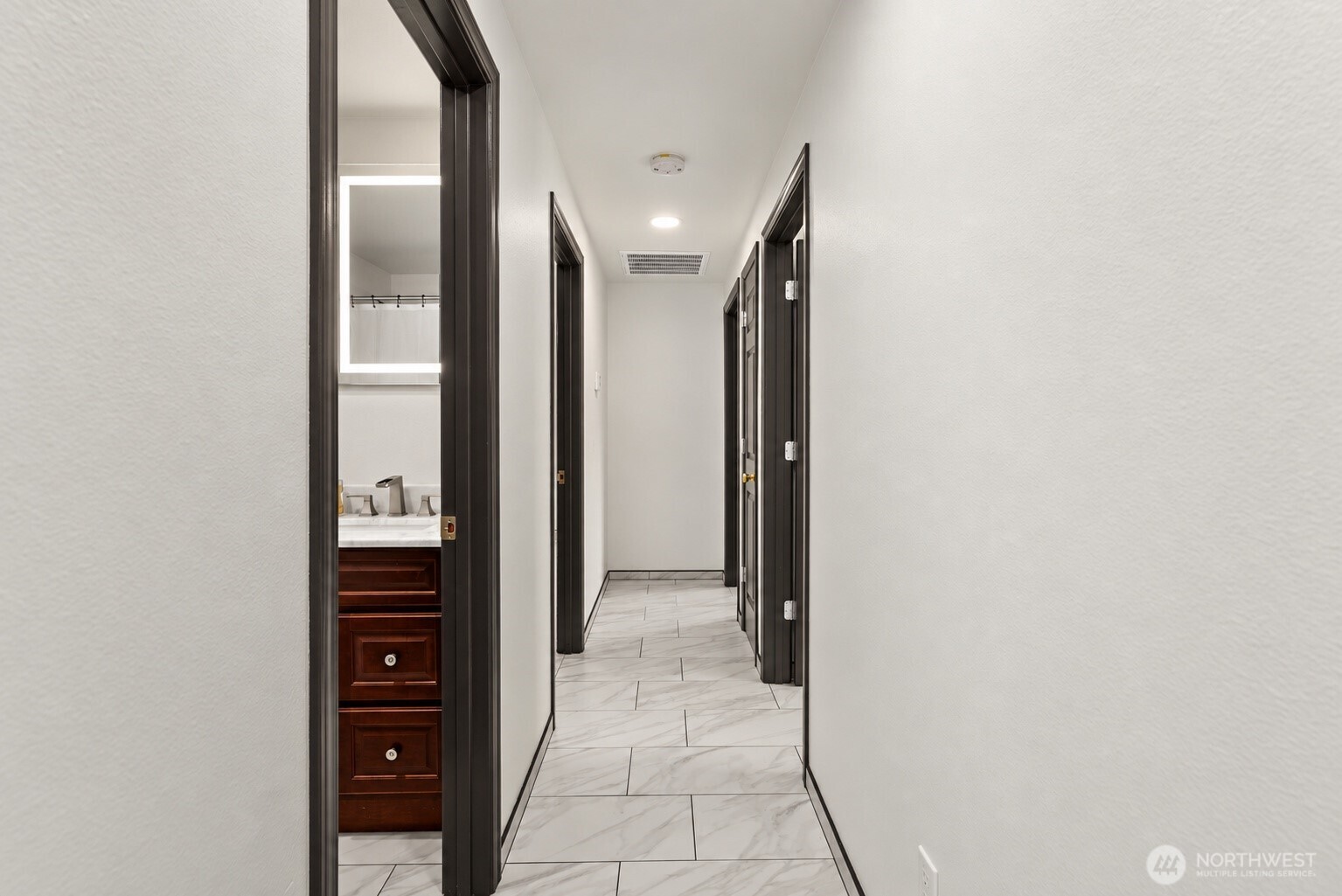 property viewer photo 12