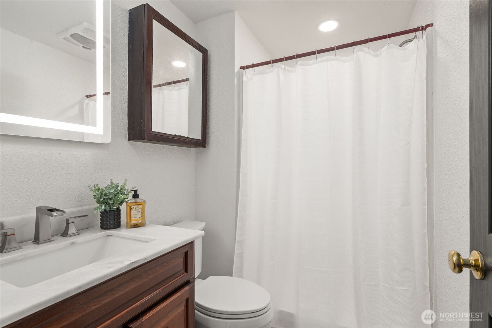 property viewer photo 15