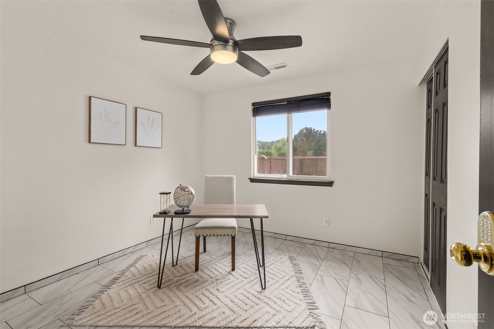 property viewer photo 17