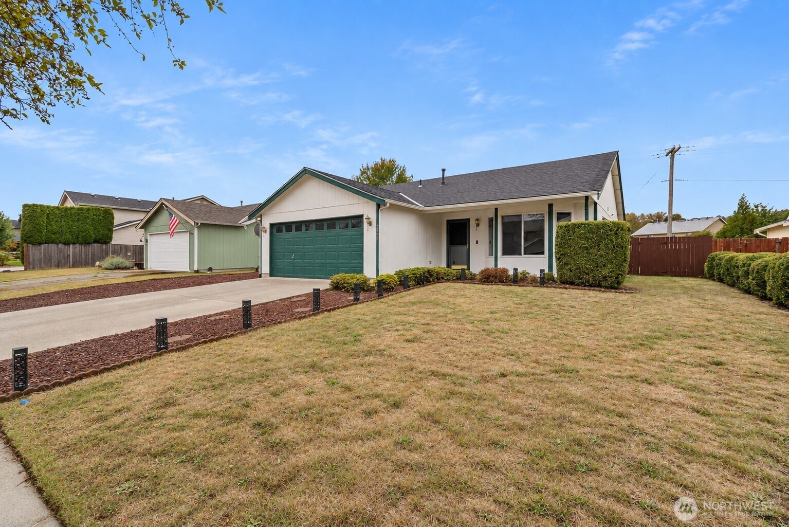 property viewer photo 2