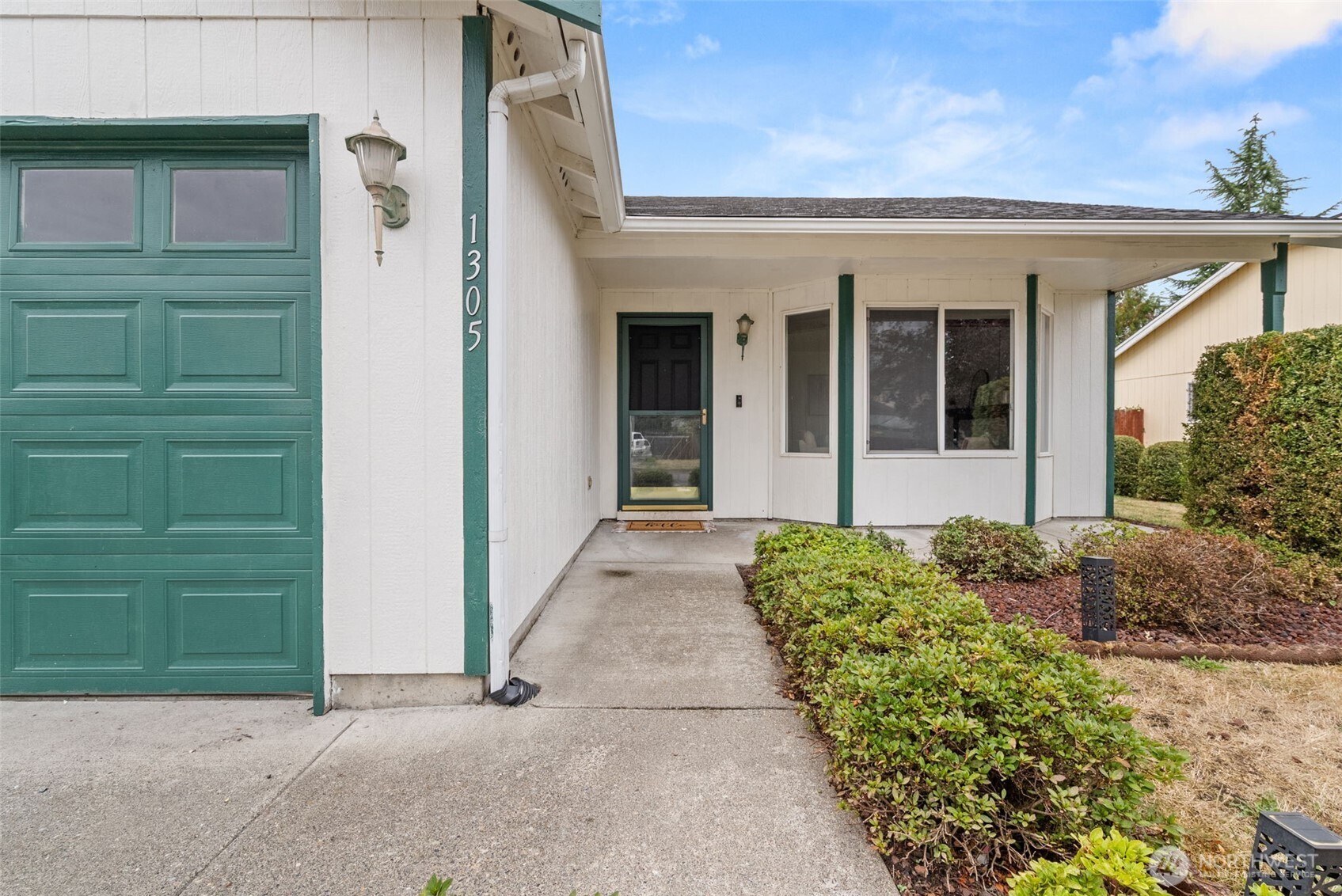 property viewer photo 3