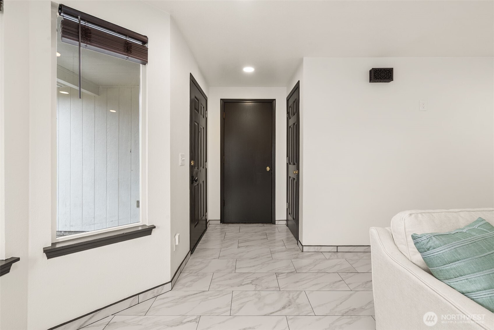 property viewer photo 4
