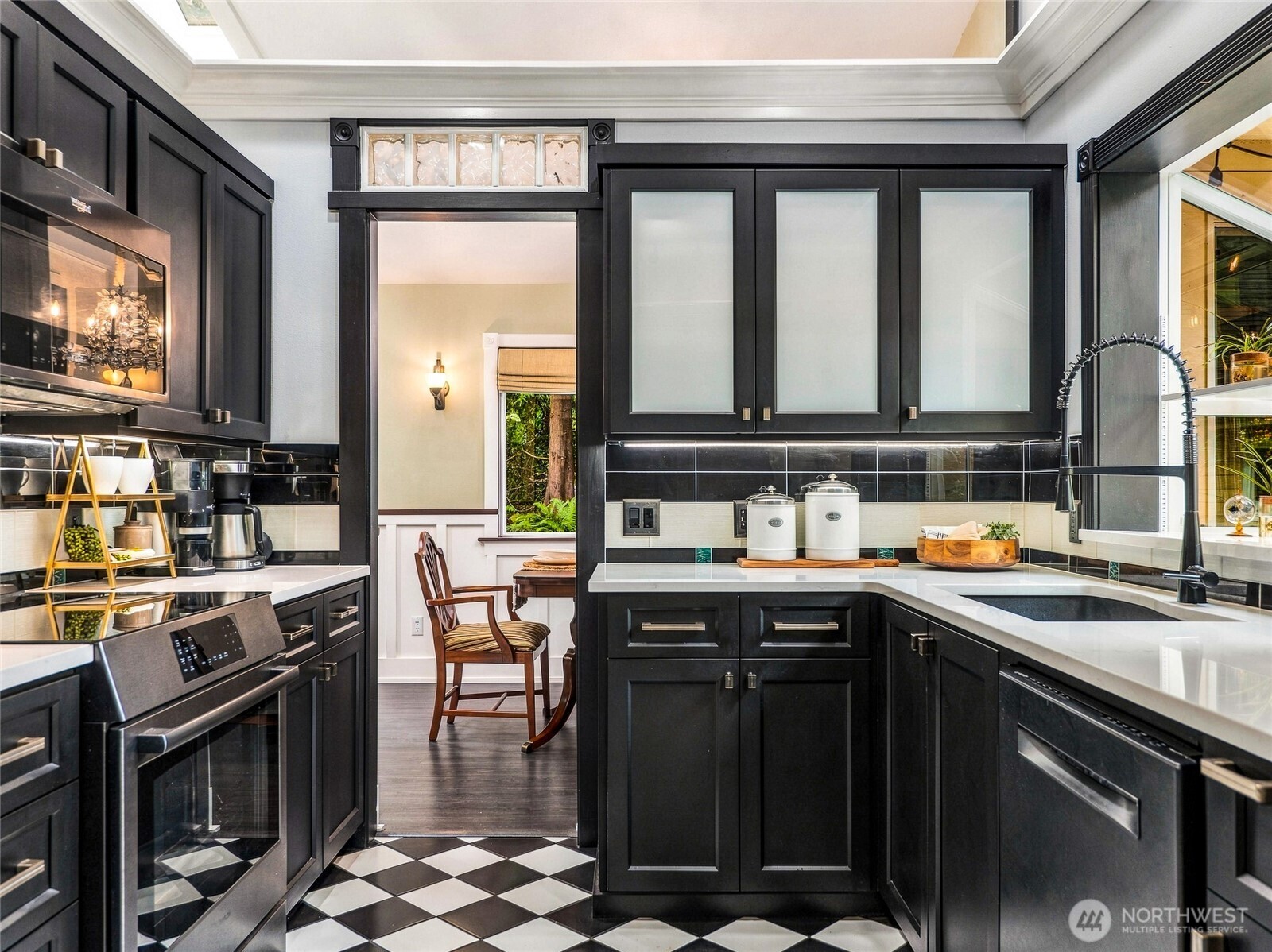 property viewer photo 12