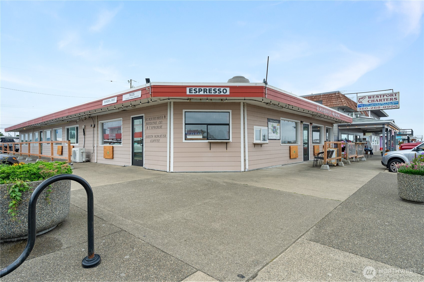 main property photo 0