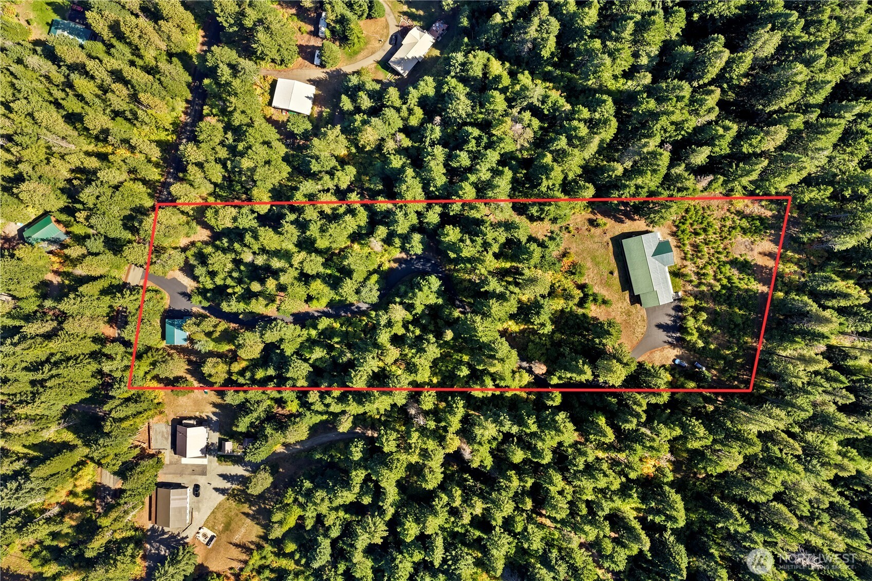 main property photo 31