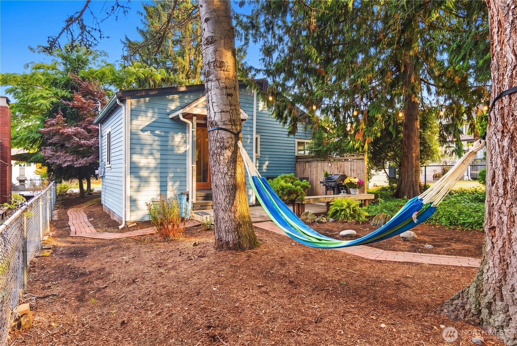 property viewer photo 24