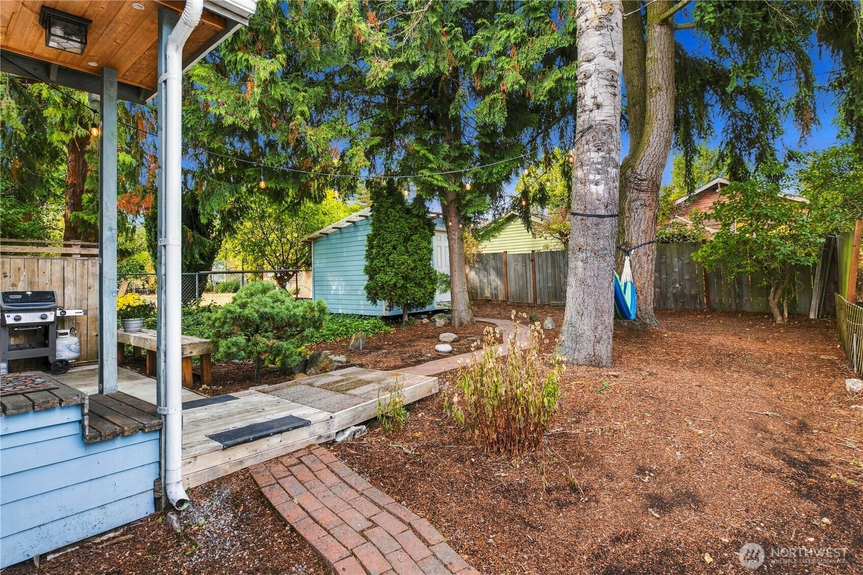 property viewer photo 26
