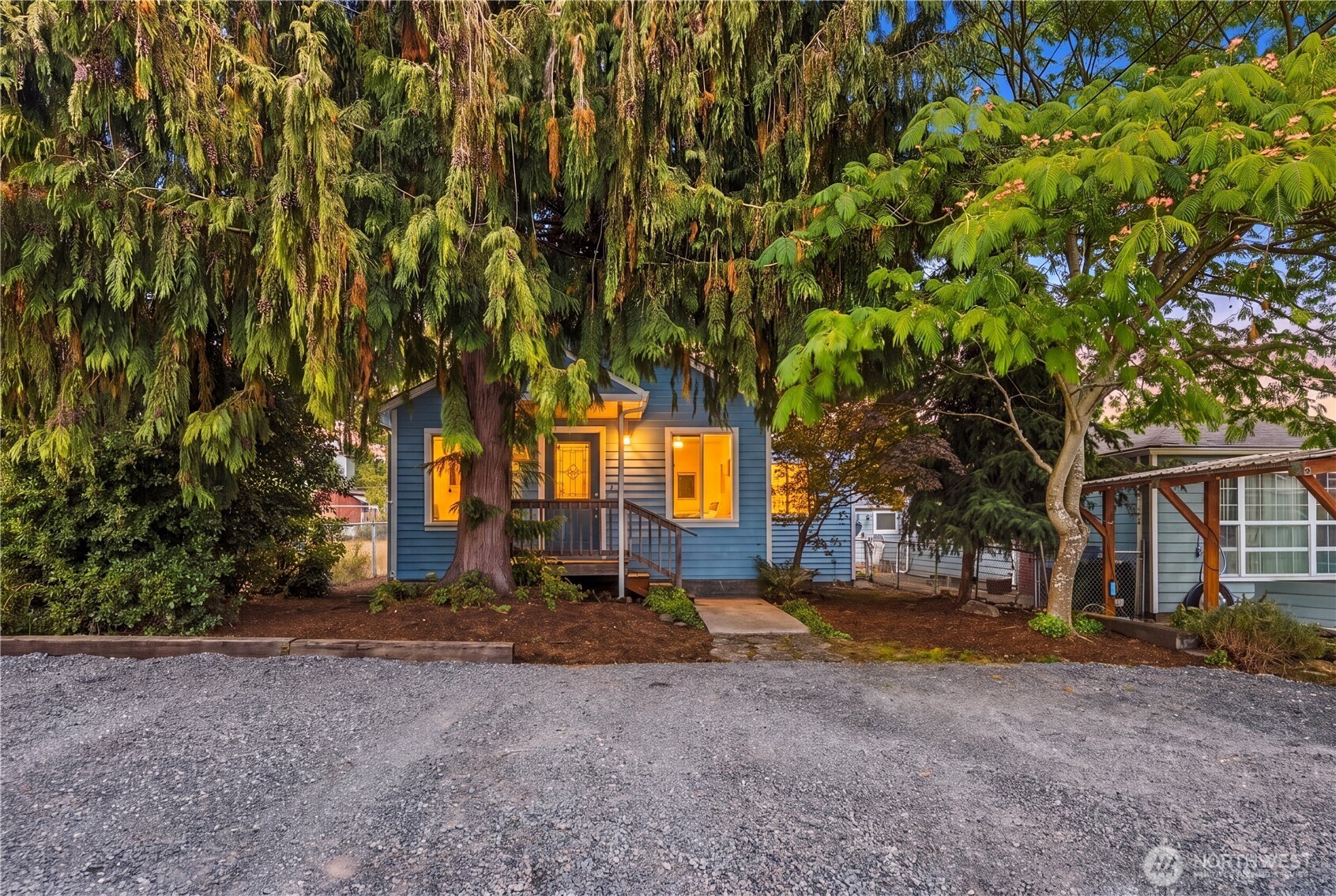 property viewer photo 35