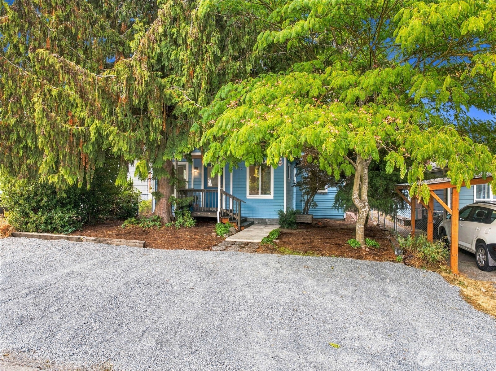 property viewer photo 36