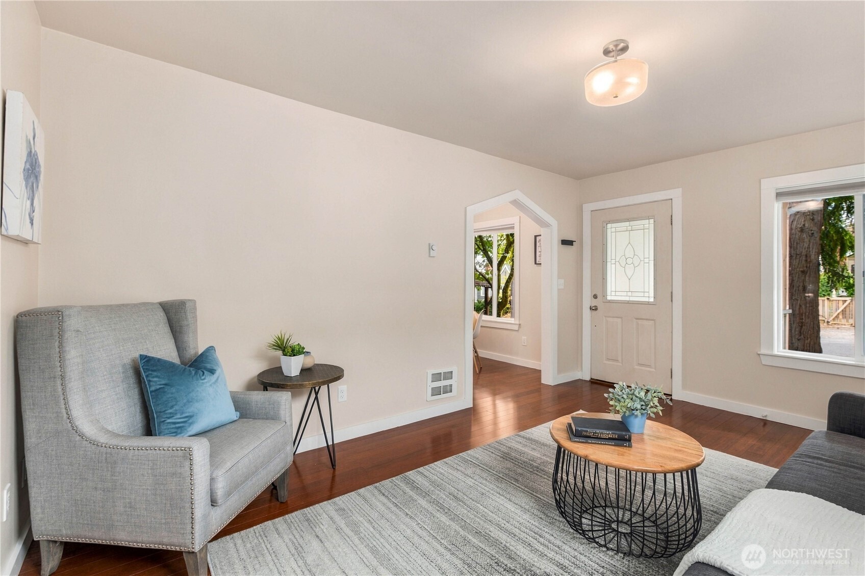 property viewer photo 7