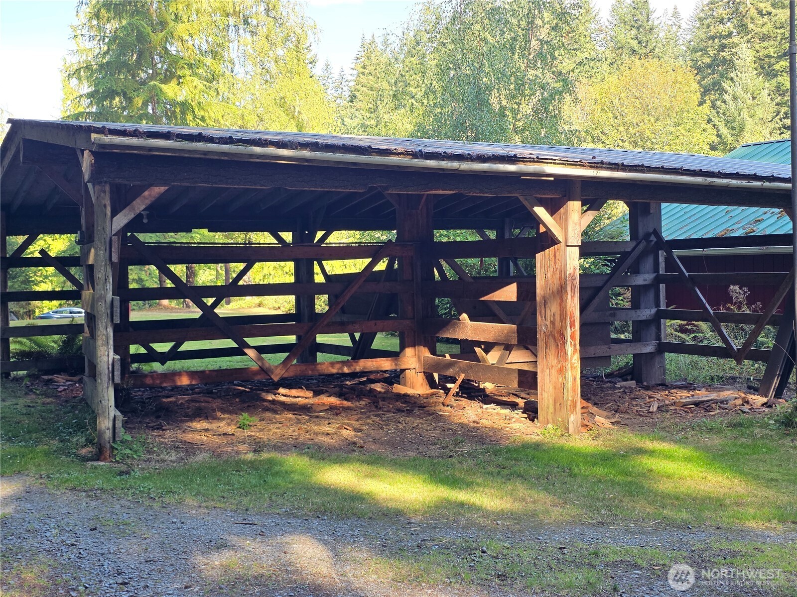 main property photo 14