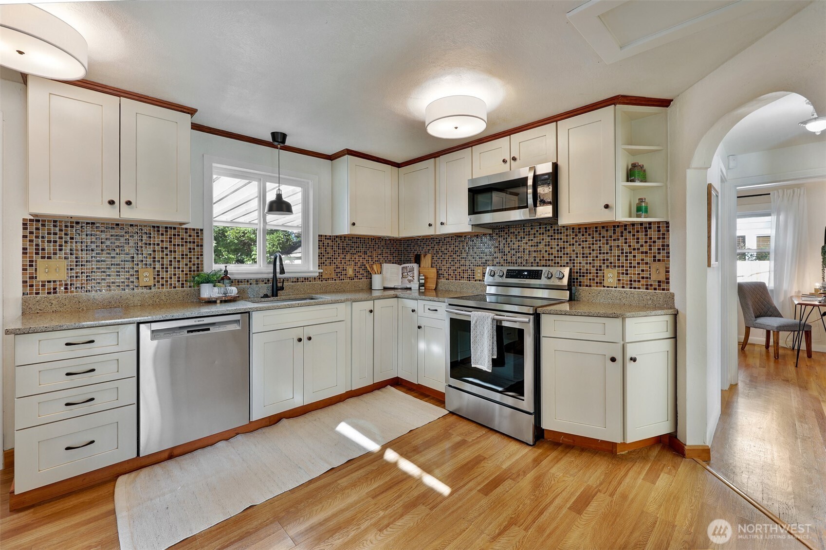property viewer photo 11