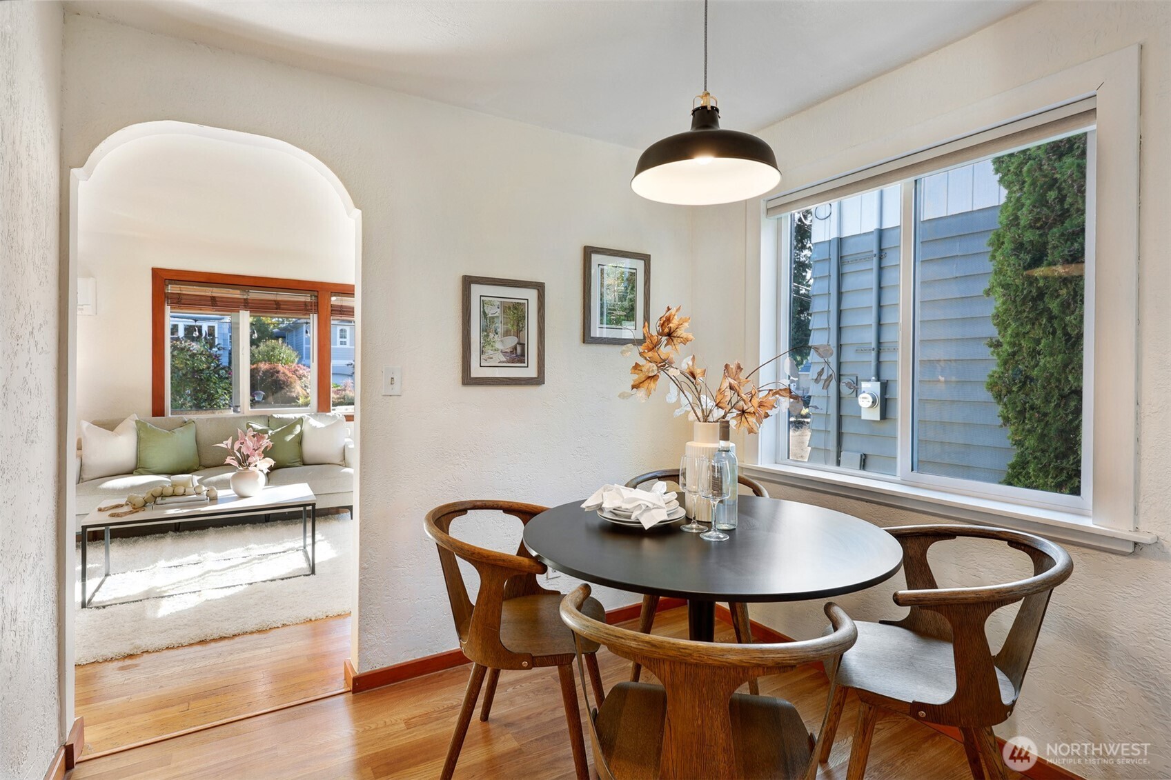 property viewer photo 16