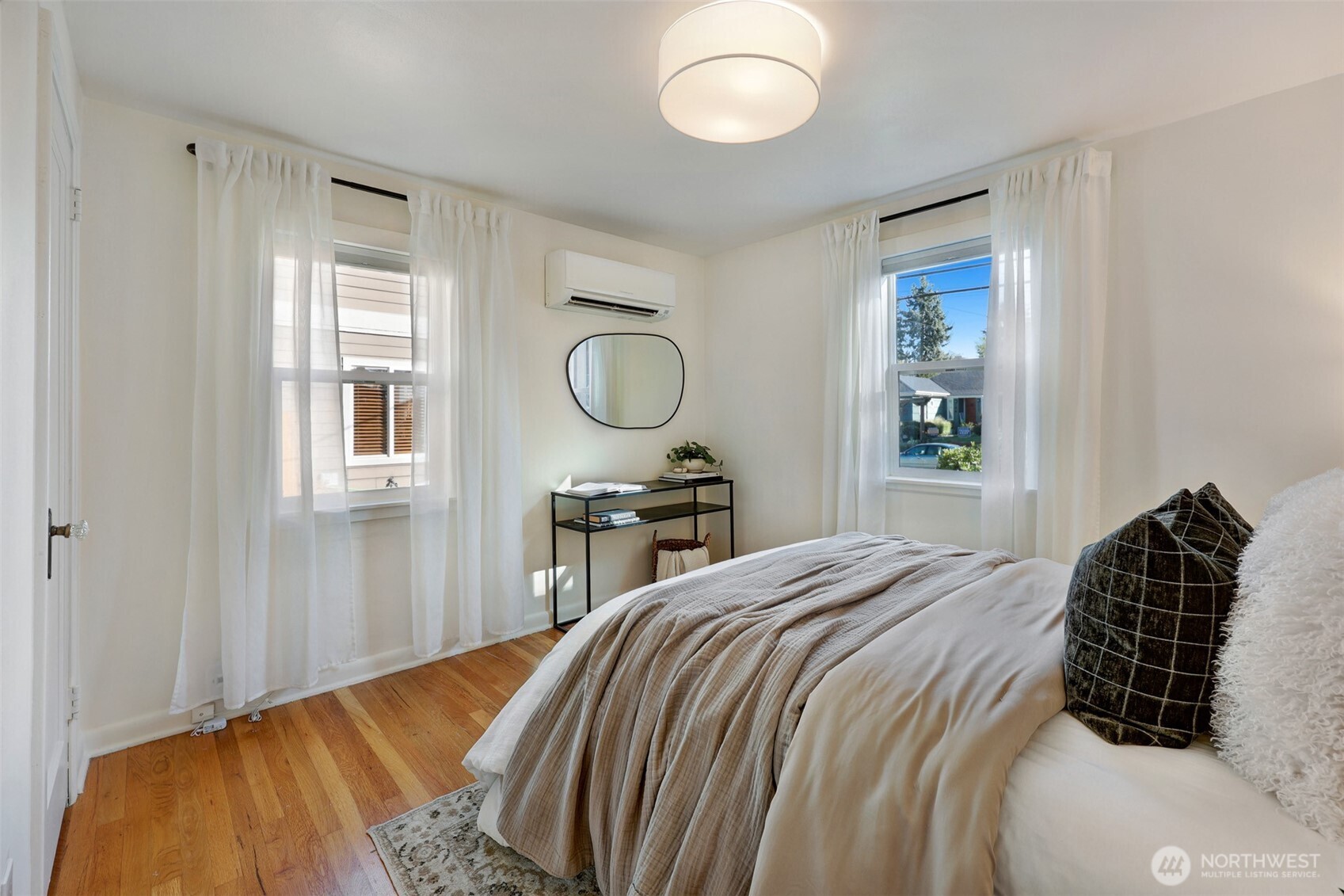 property viewer photo 18