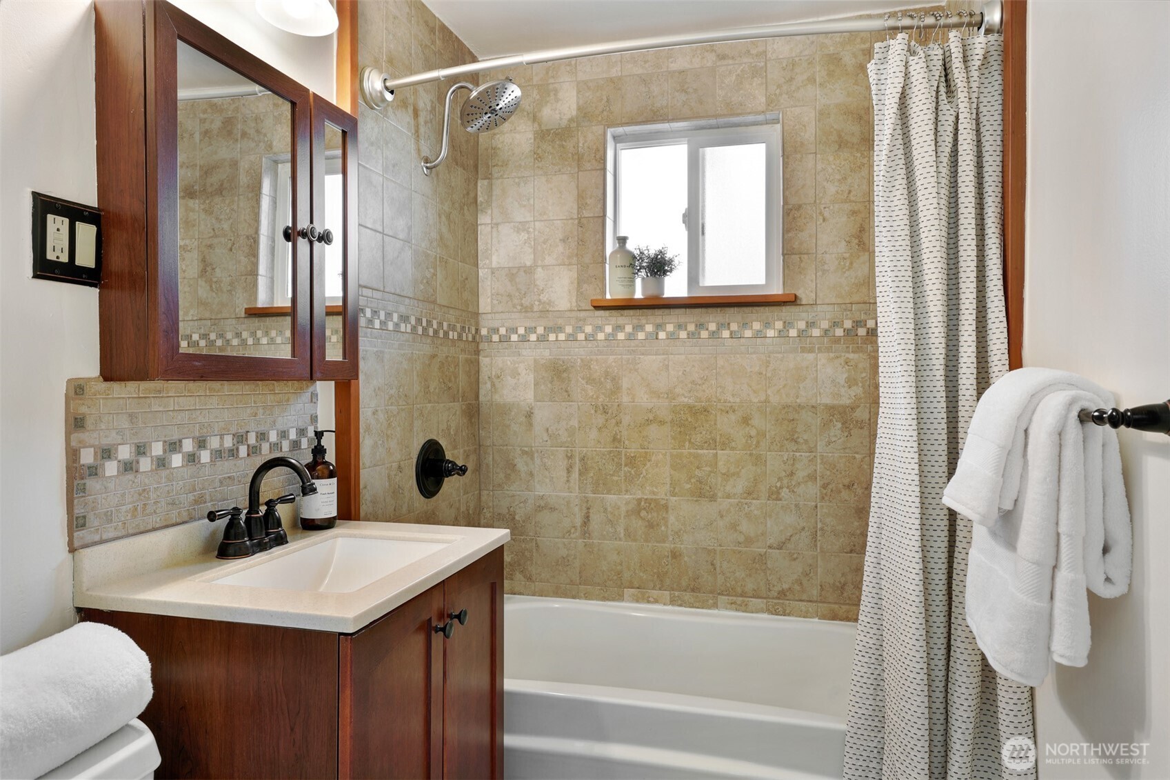 property viewer photo 21