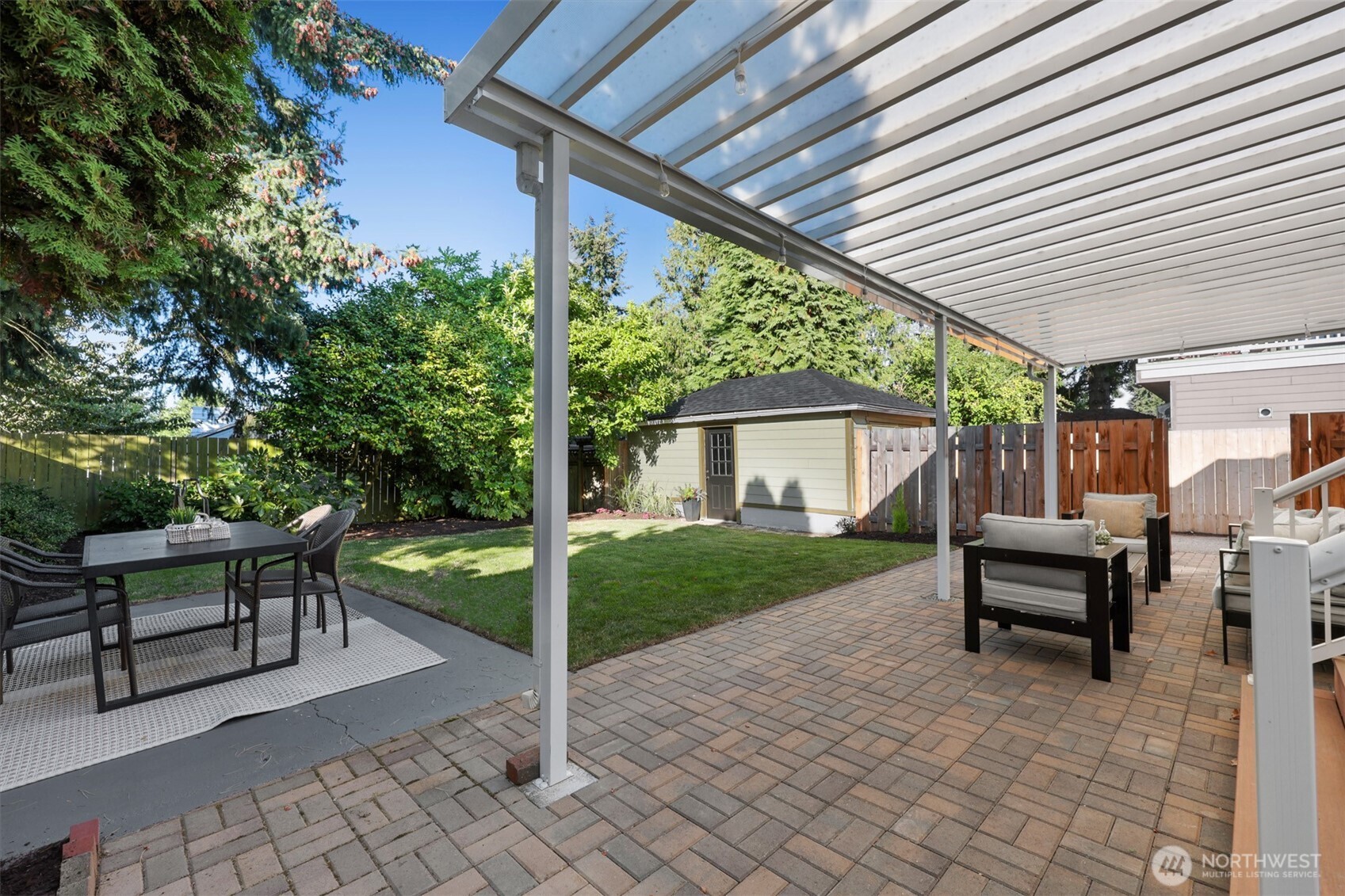 property viewer photo 25