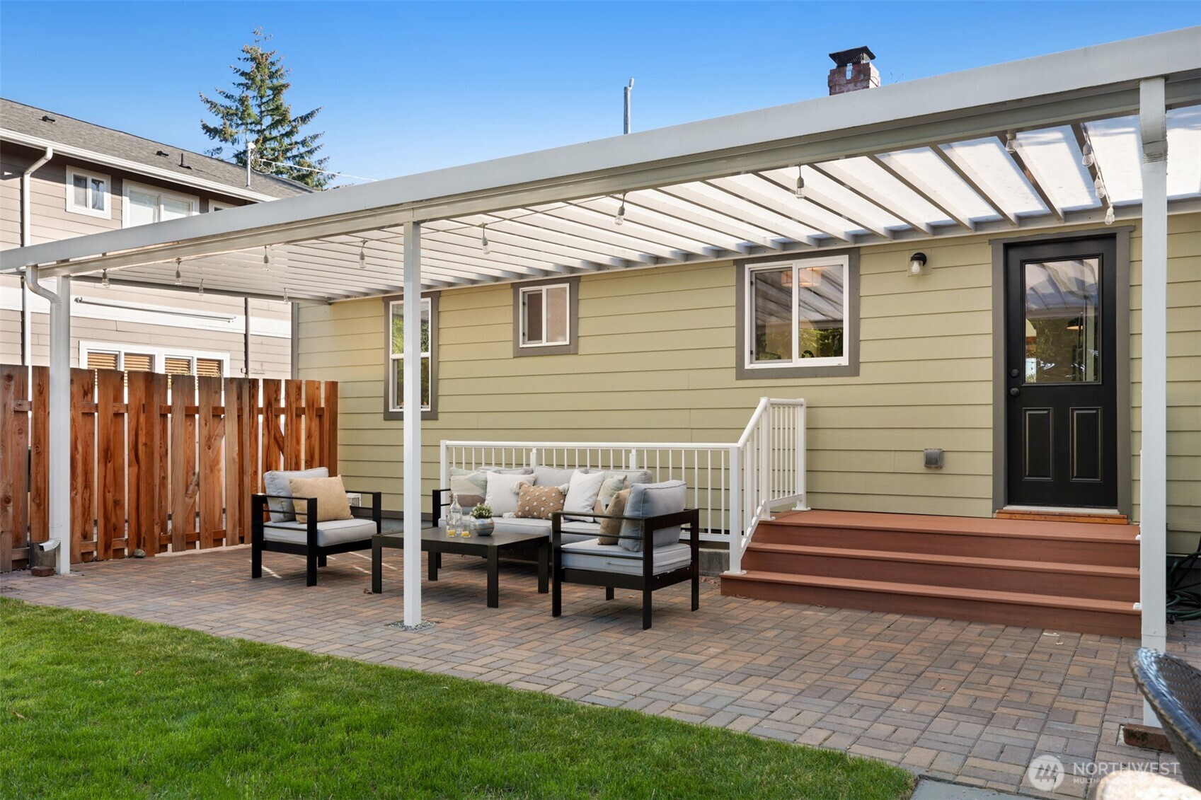 property viewer photo 26