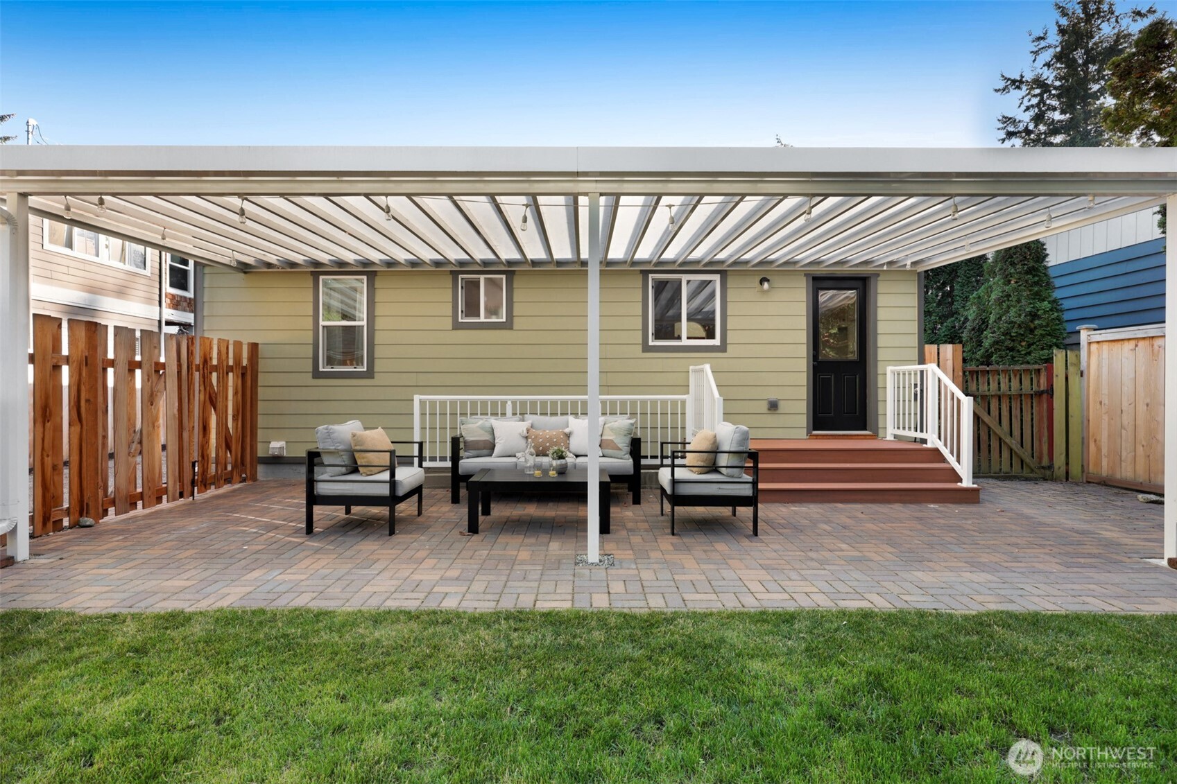 property viewer photo 27