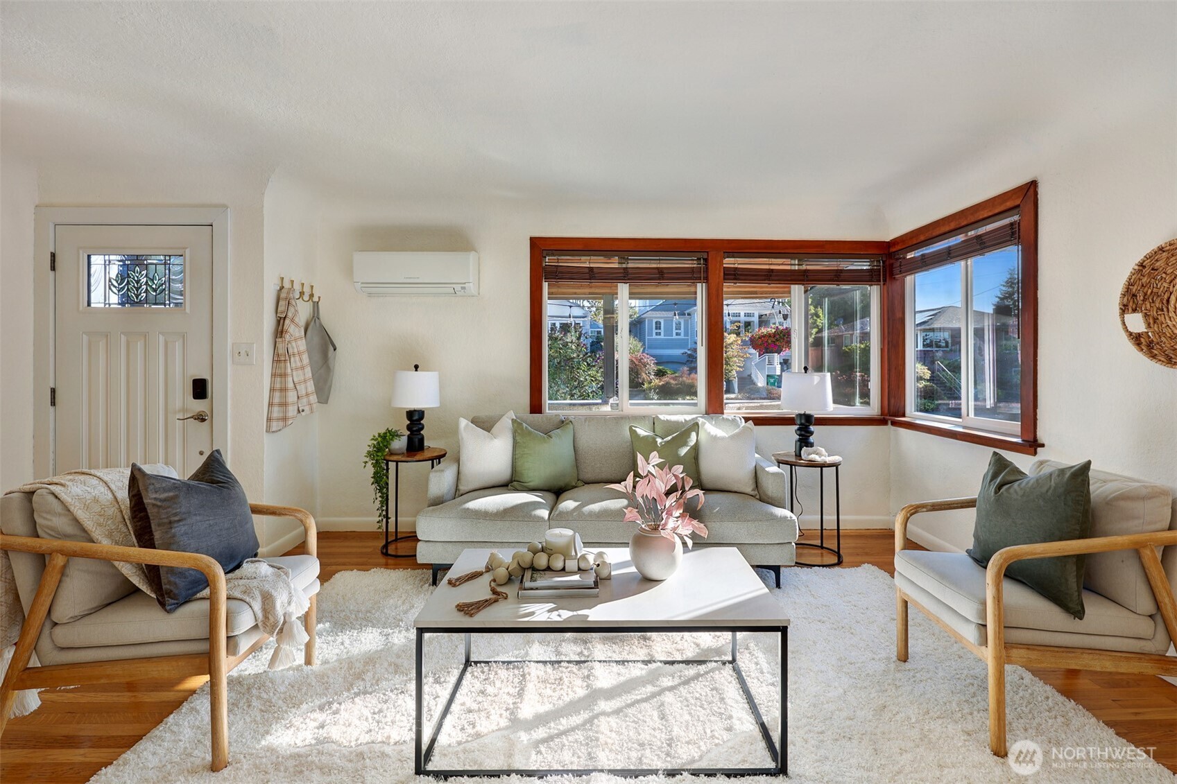 property viewer photo 6