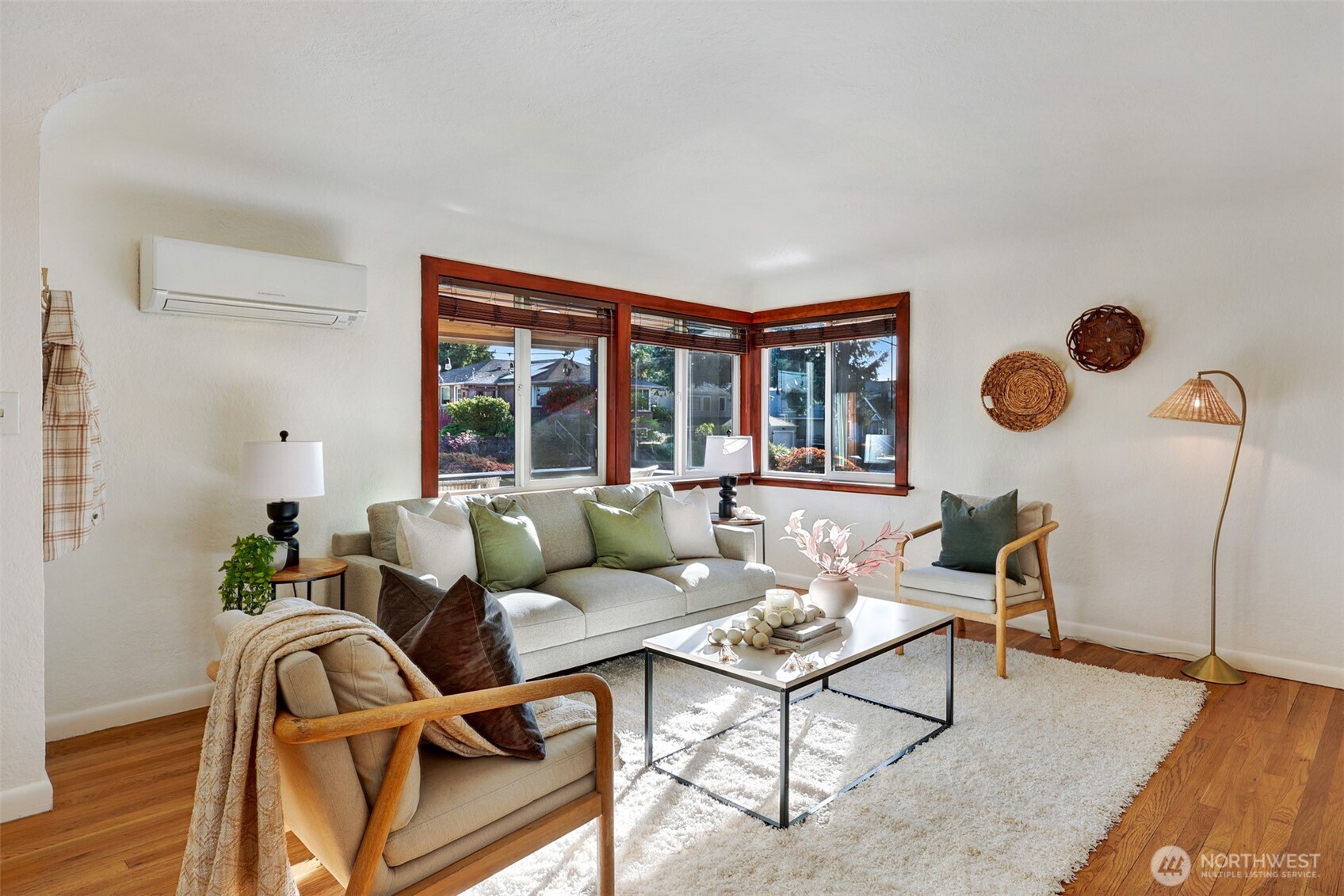 property viewer photo 8