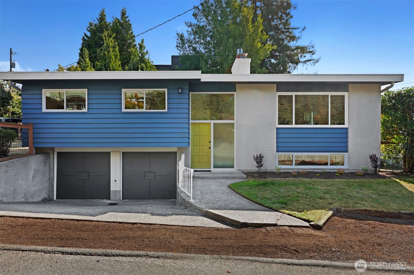 property viewer photo 1