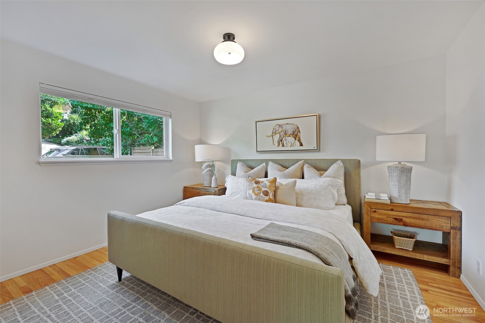 property viewer photo 12