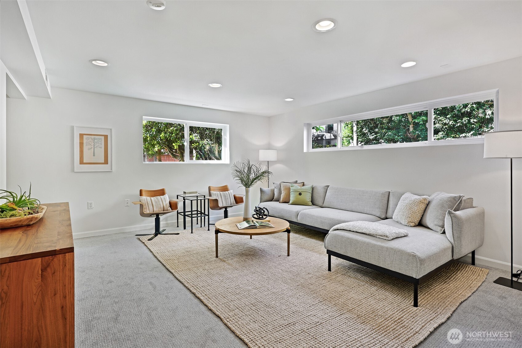 property viewer photo 19