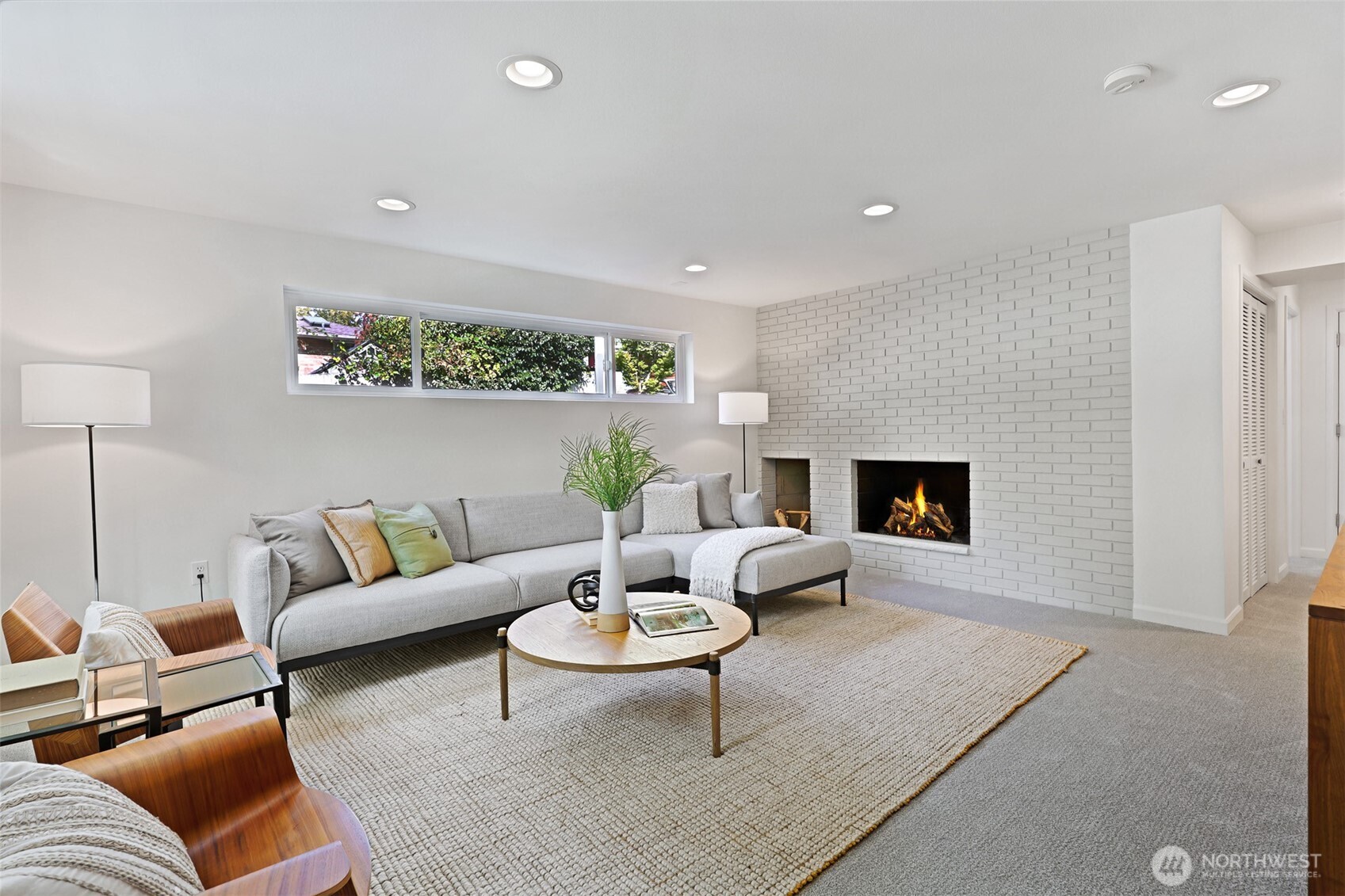 property viewer photo 20