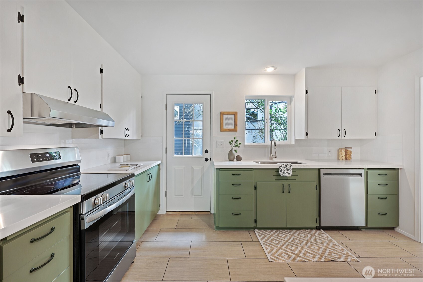 property viewer photo 8