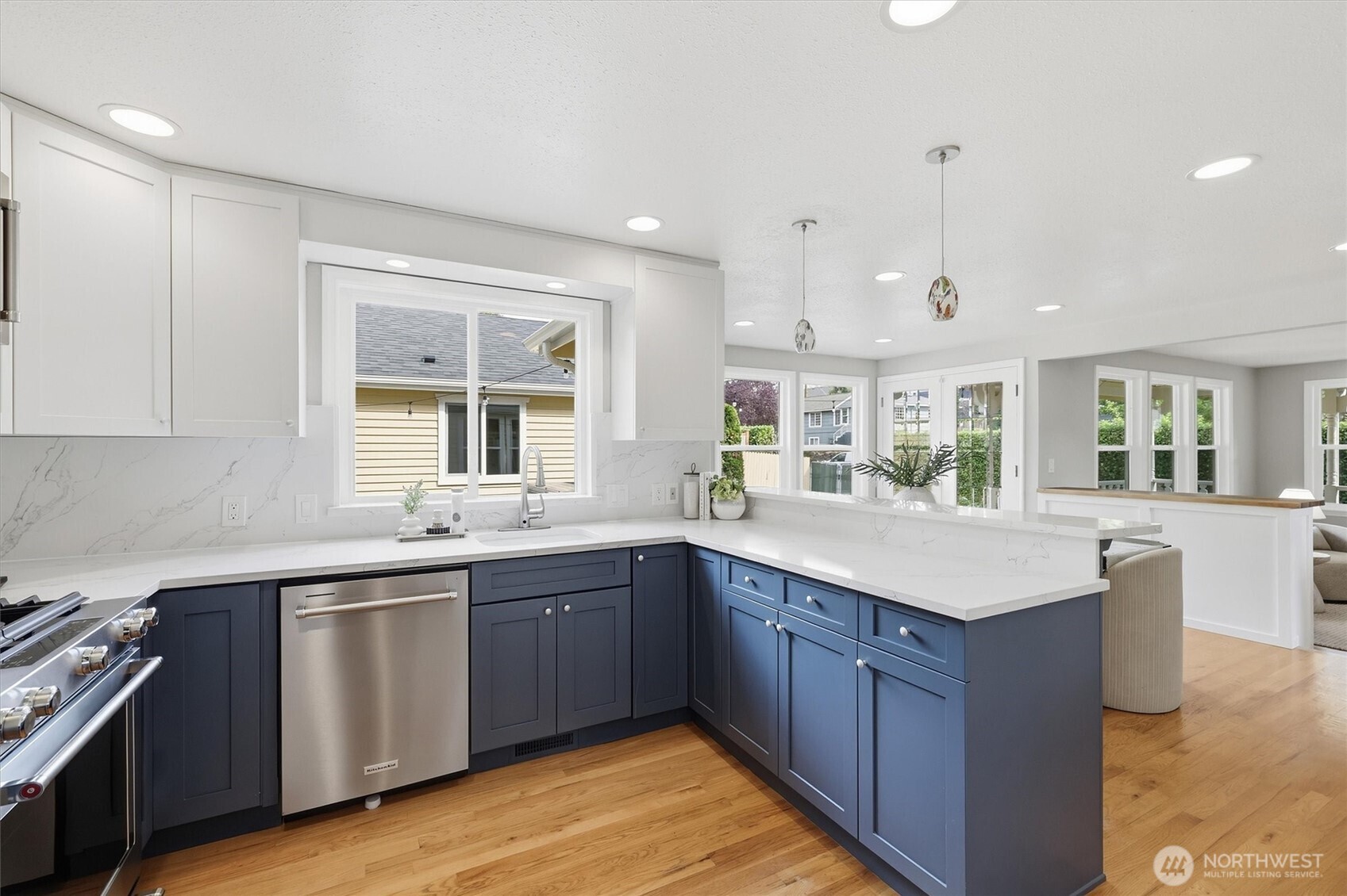 property viewer photo 12