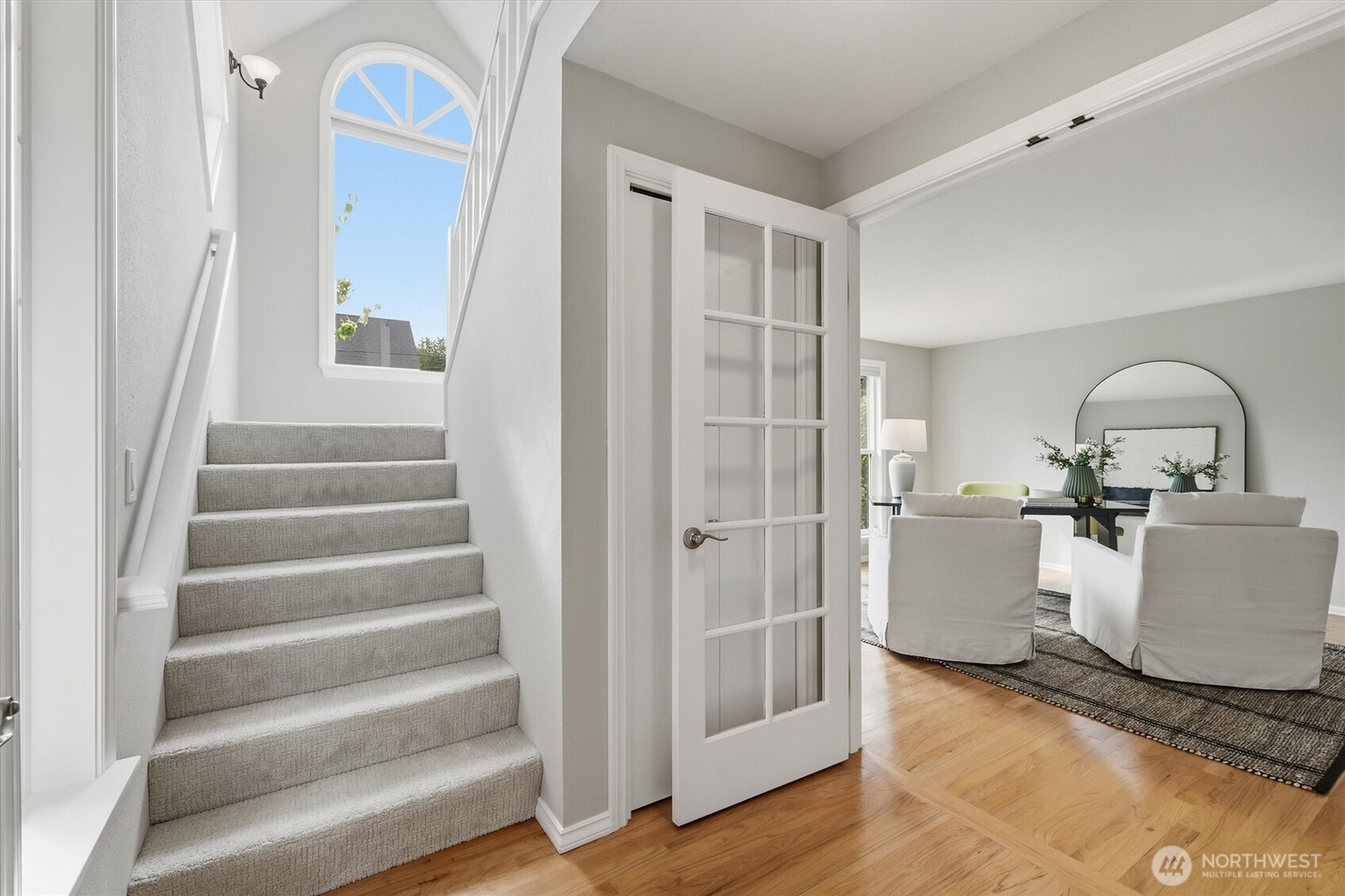 property viewer photo 15
