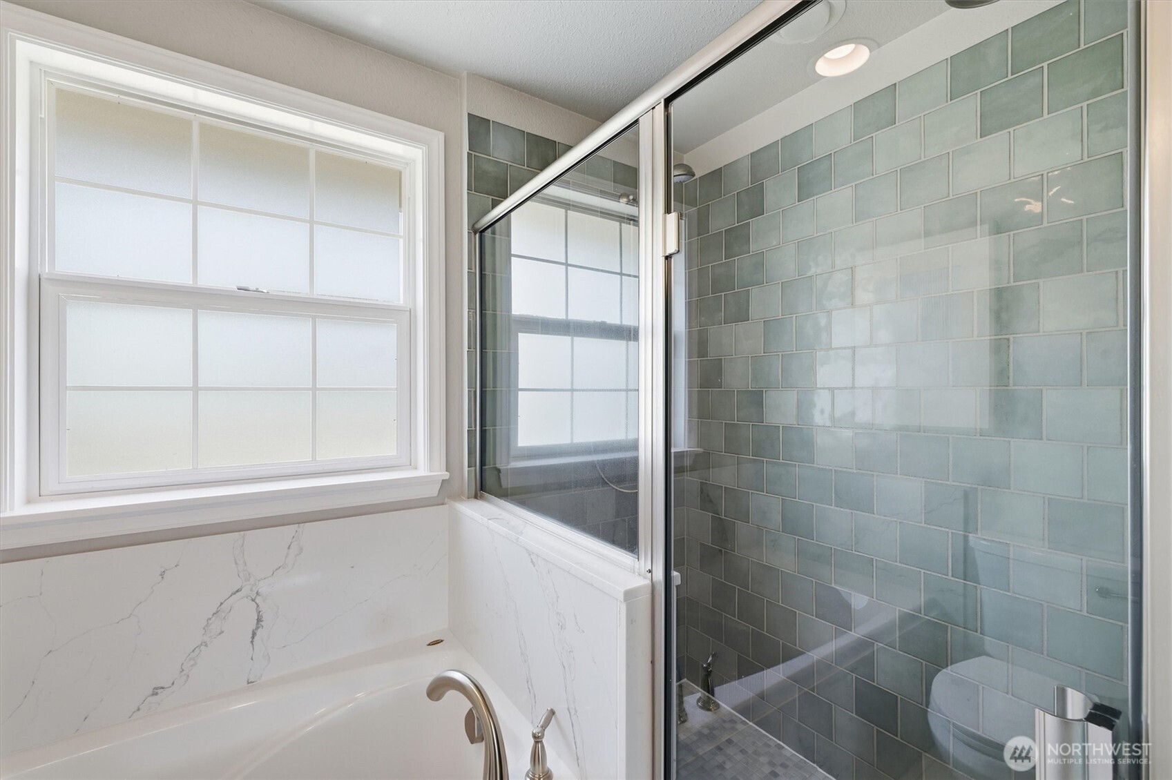 property viewer photo 20